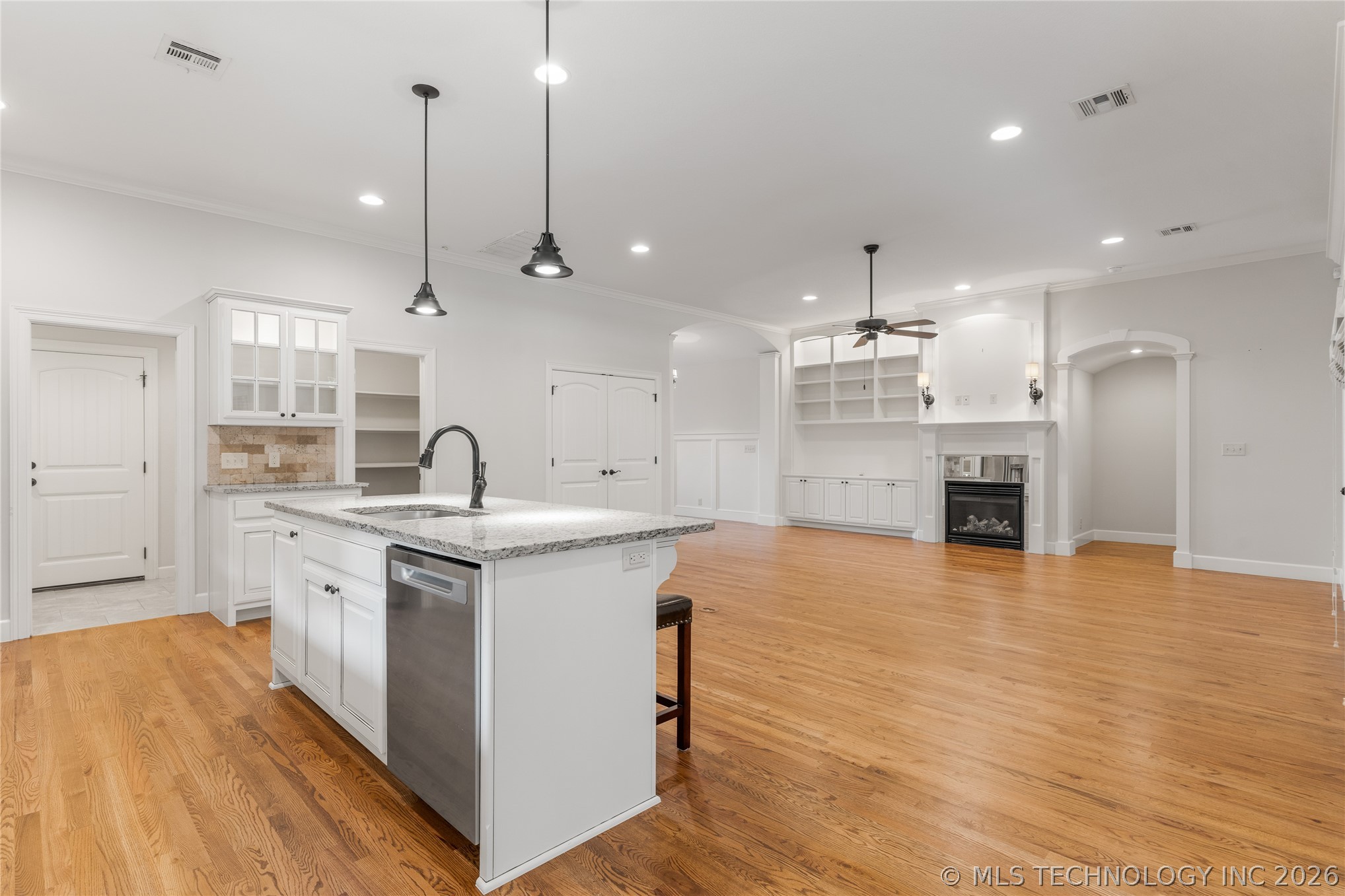 423 N Forest Ridge Boulevard Broken Arrow OK 74014