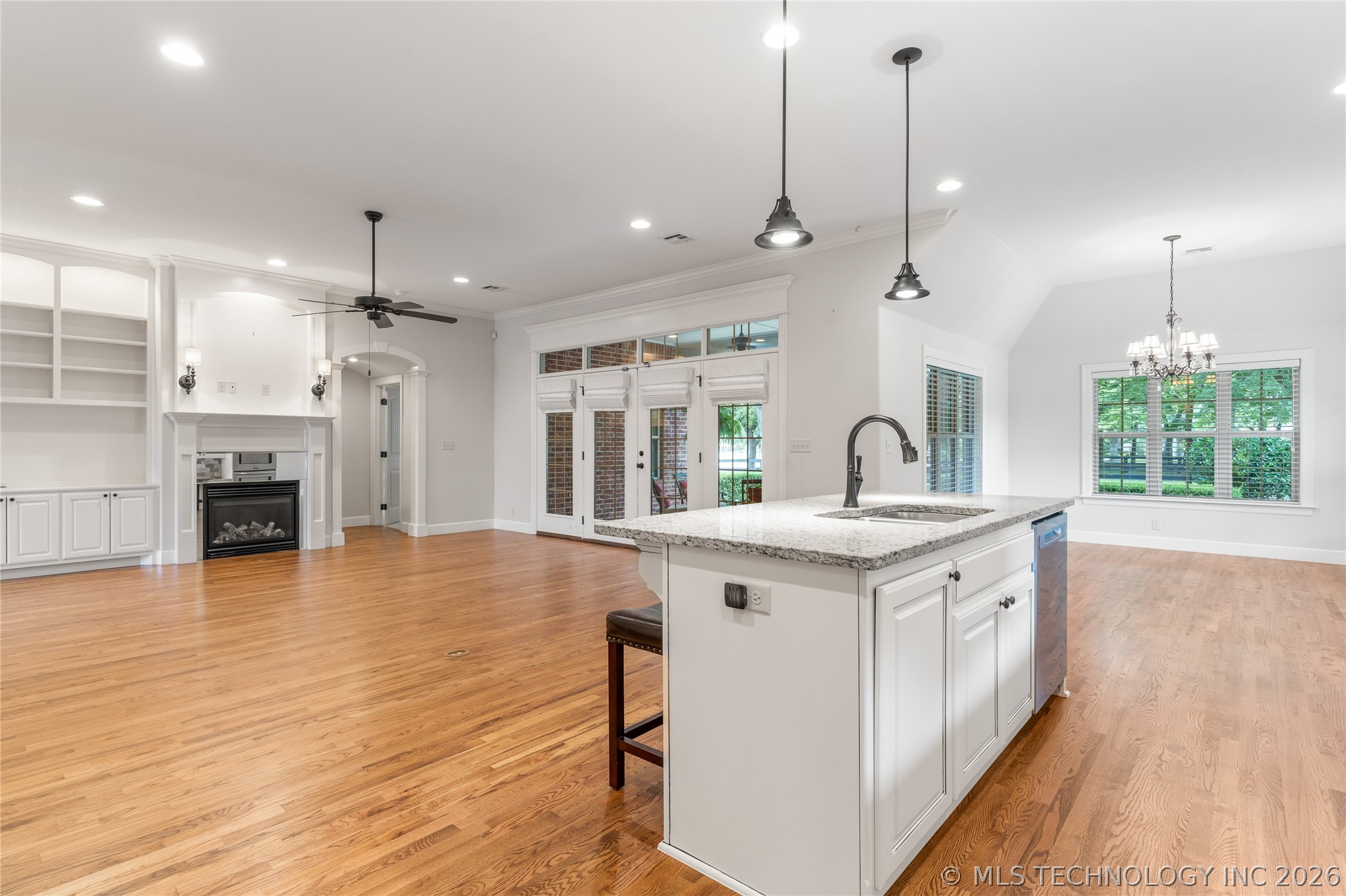 423 N Forest Ridge Boulevard Broken Arrow OK 74014