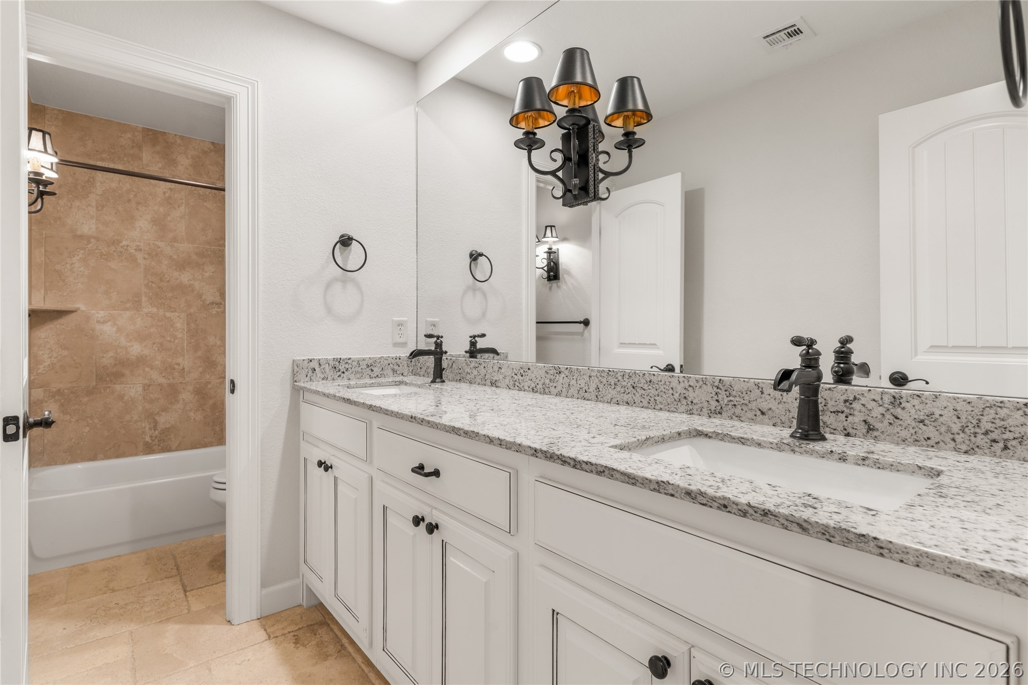 423 N Forest Ridge Boulevard Broken Arrow OK 74014