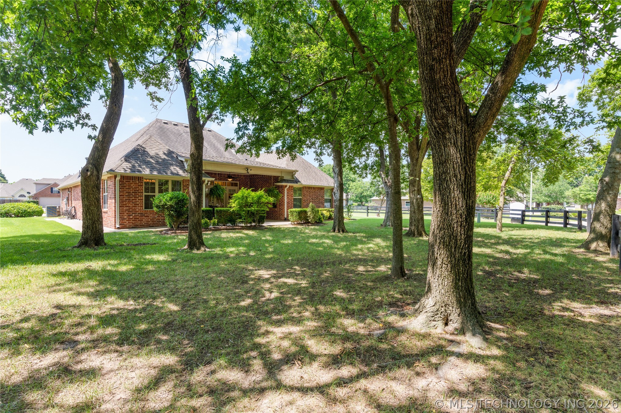423 N Forest Ridge Boulevard Broken Arrow OK 74014