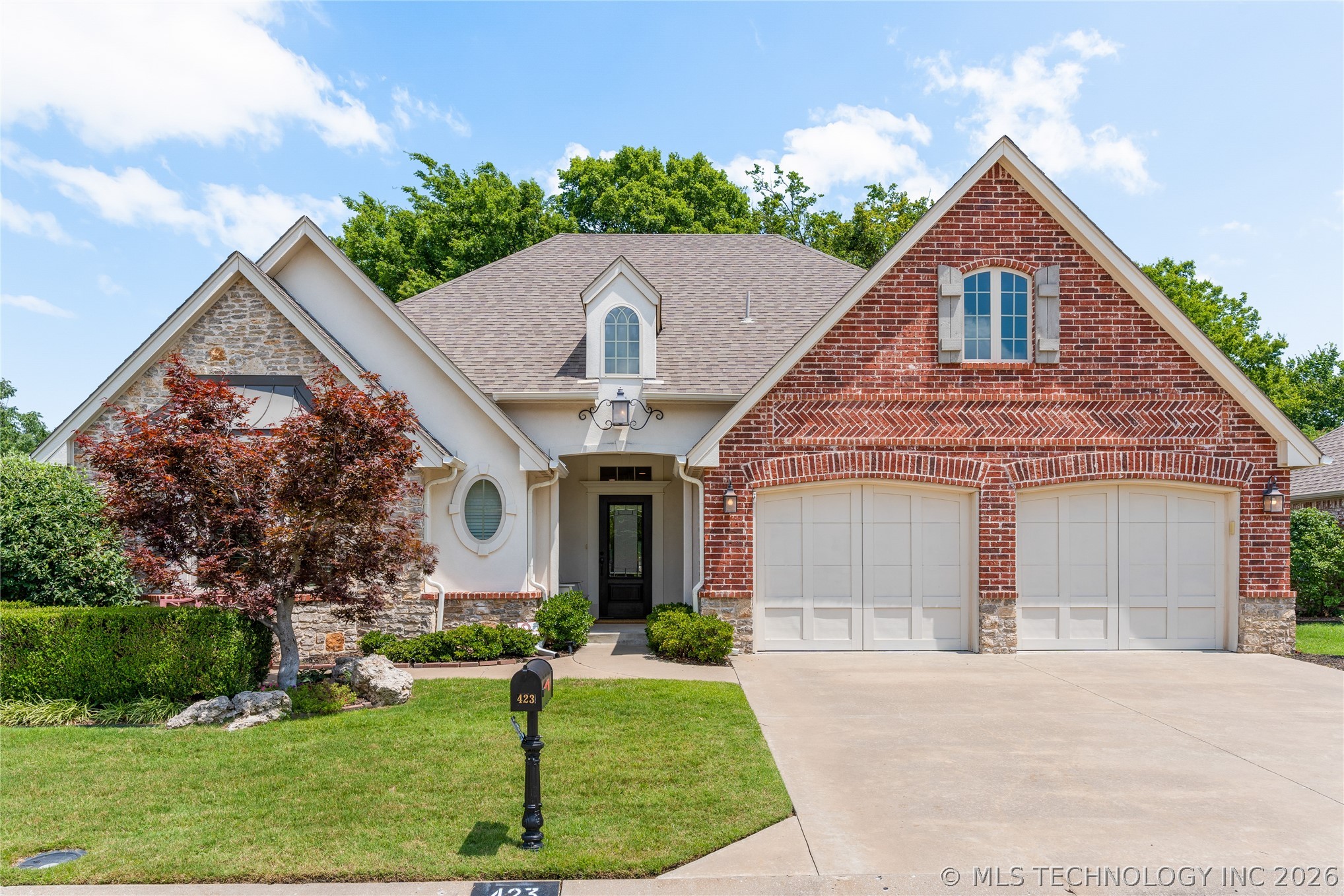 423 N Forest Ridge Boulevard Broken Arrow OK 74014
