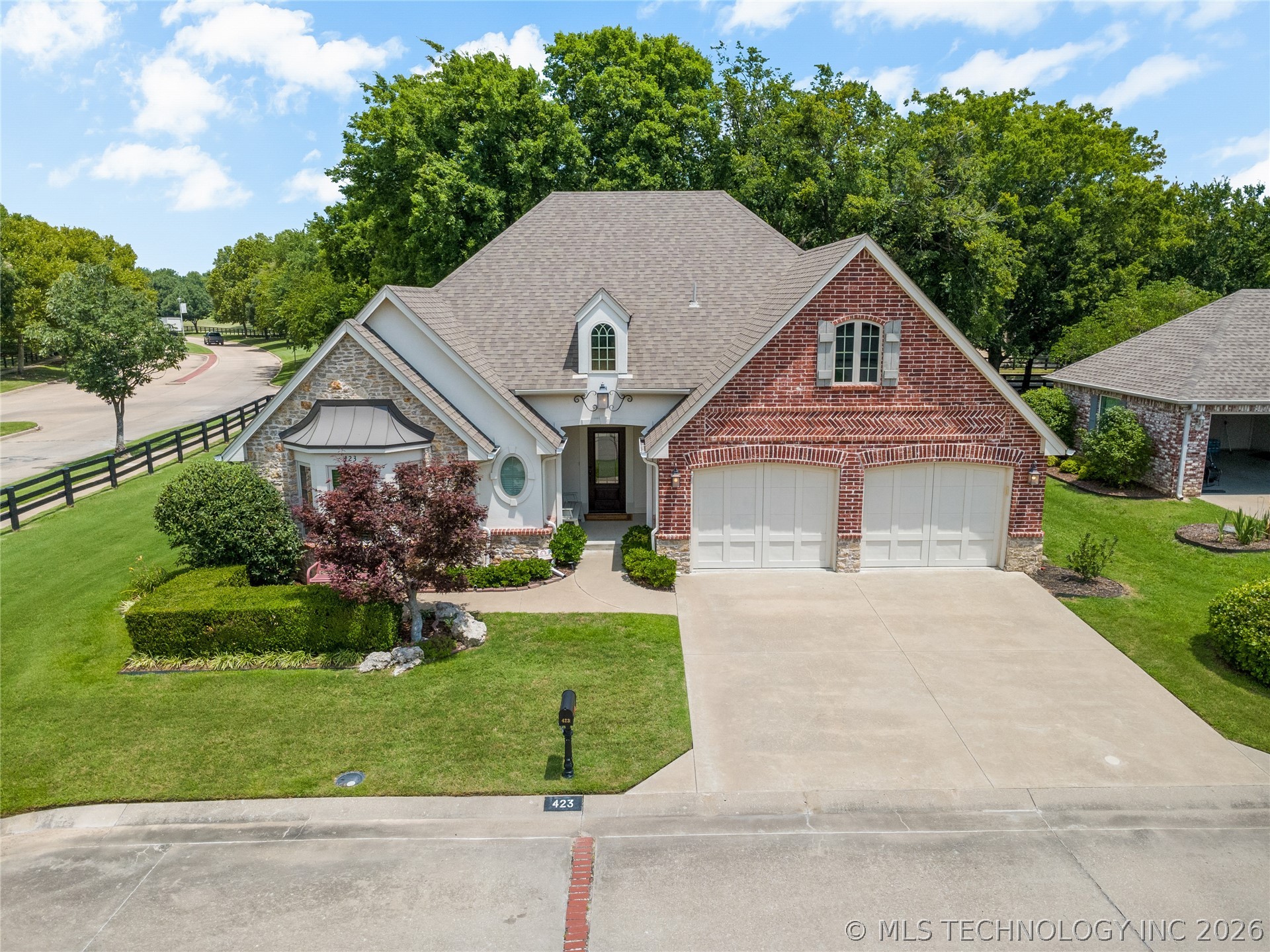 423 N Forest Ridge Boulevard Broken Arrow OK 74014