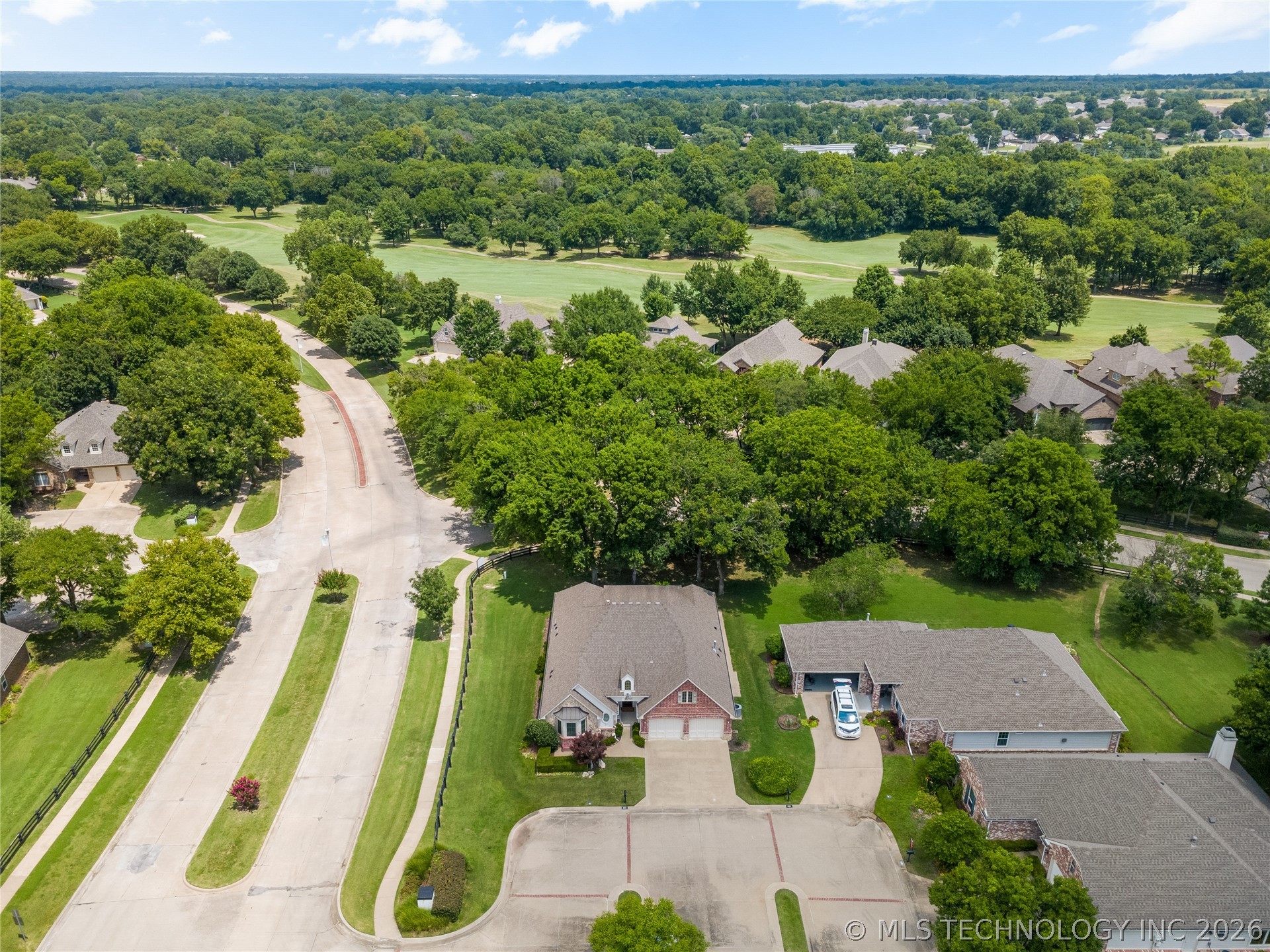 423 N Forest Ridge Boulevard Broken Arrow OK 74014