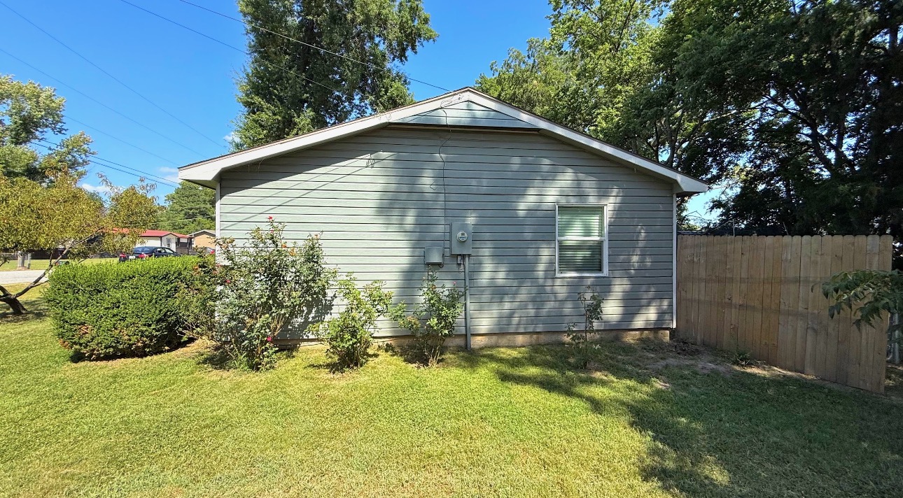 1518 80th Street NW Grove OK 74344