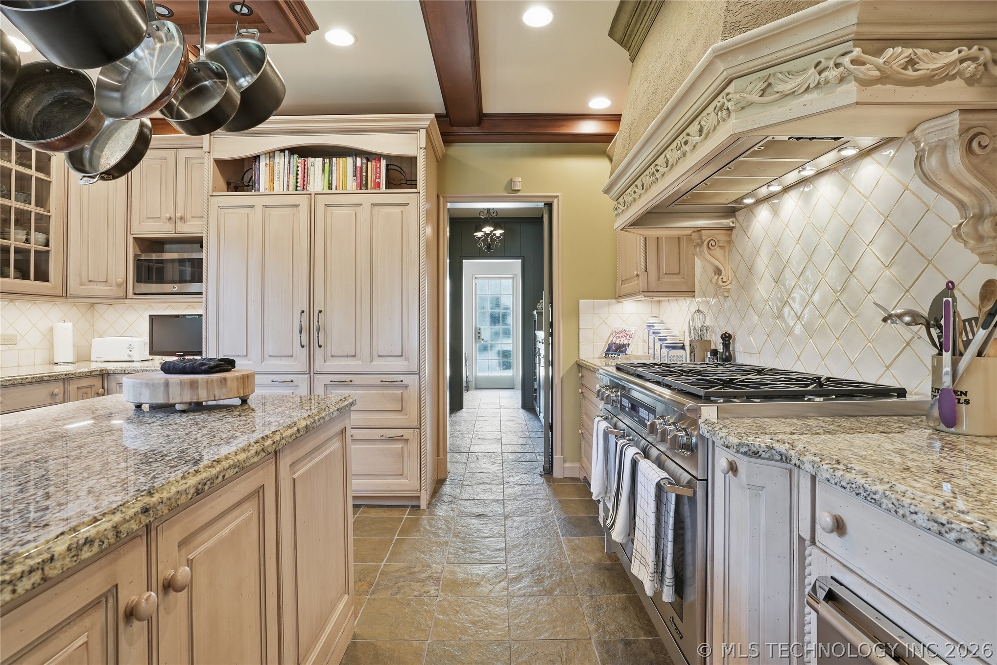3132 Columbia Circle Tulsa OK 74105