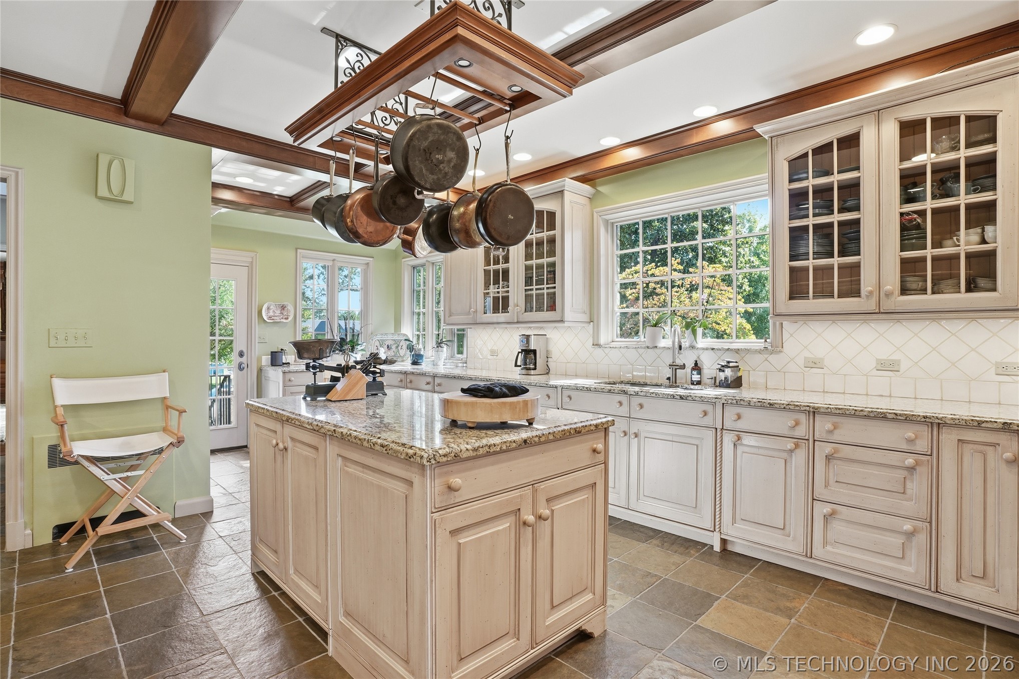 3132 Columbia Circle Tulsa OK 74105