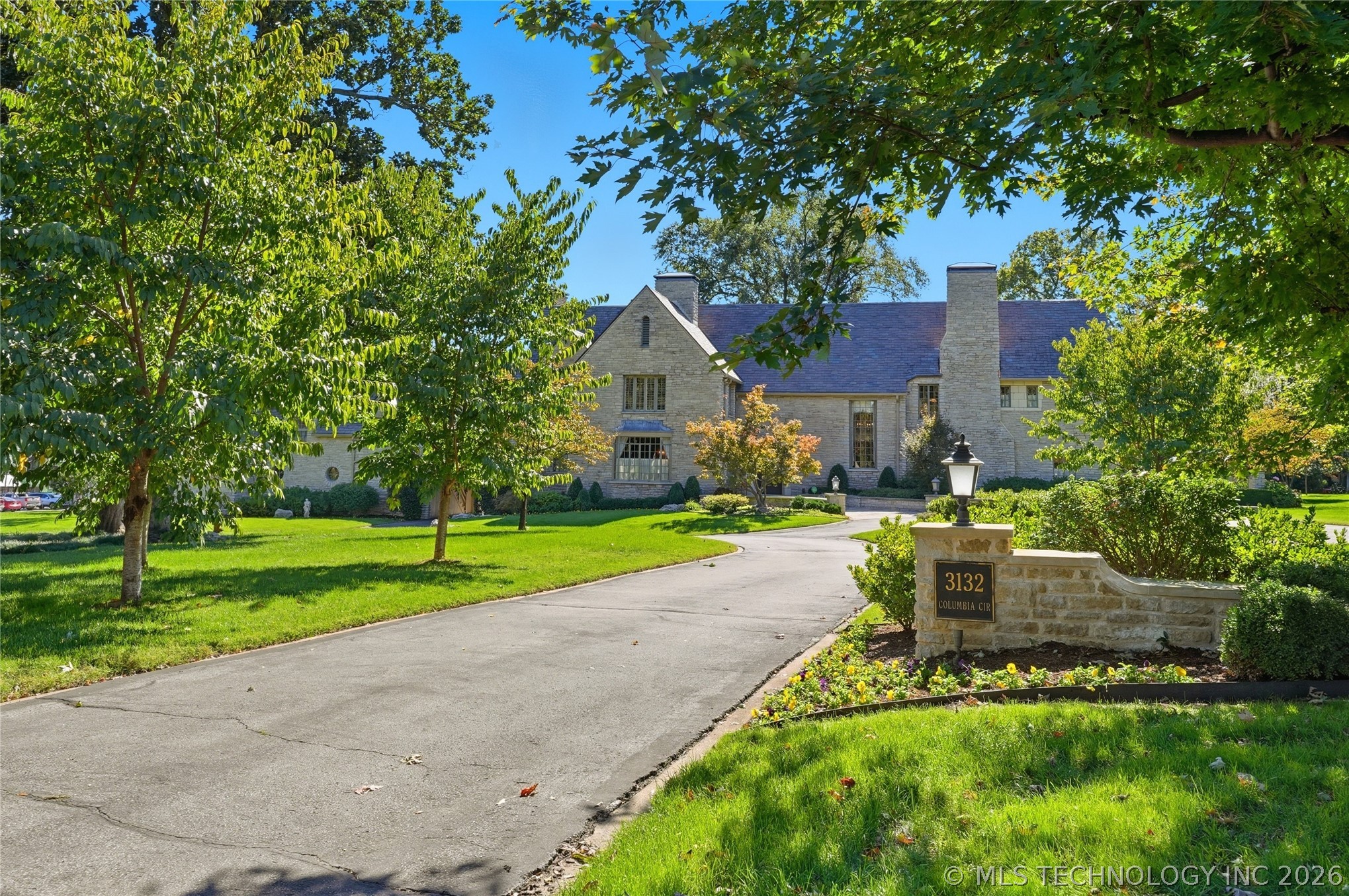 3132 Columbia Circle Tulsa OK 74105