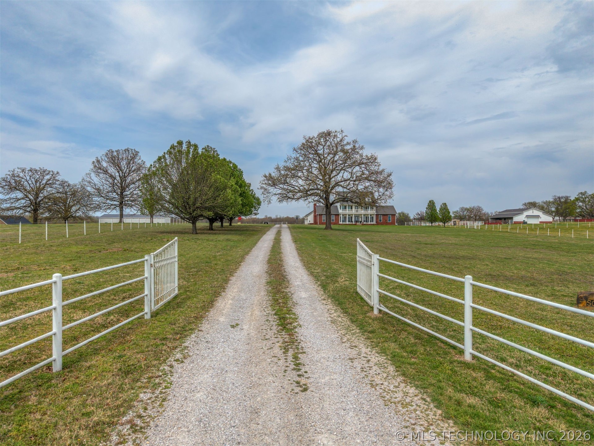 15327 E 450 Road Claremore OK 74017