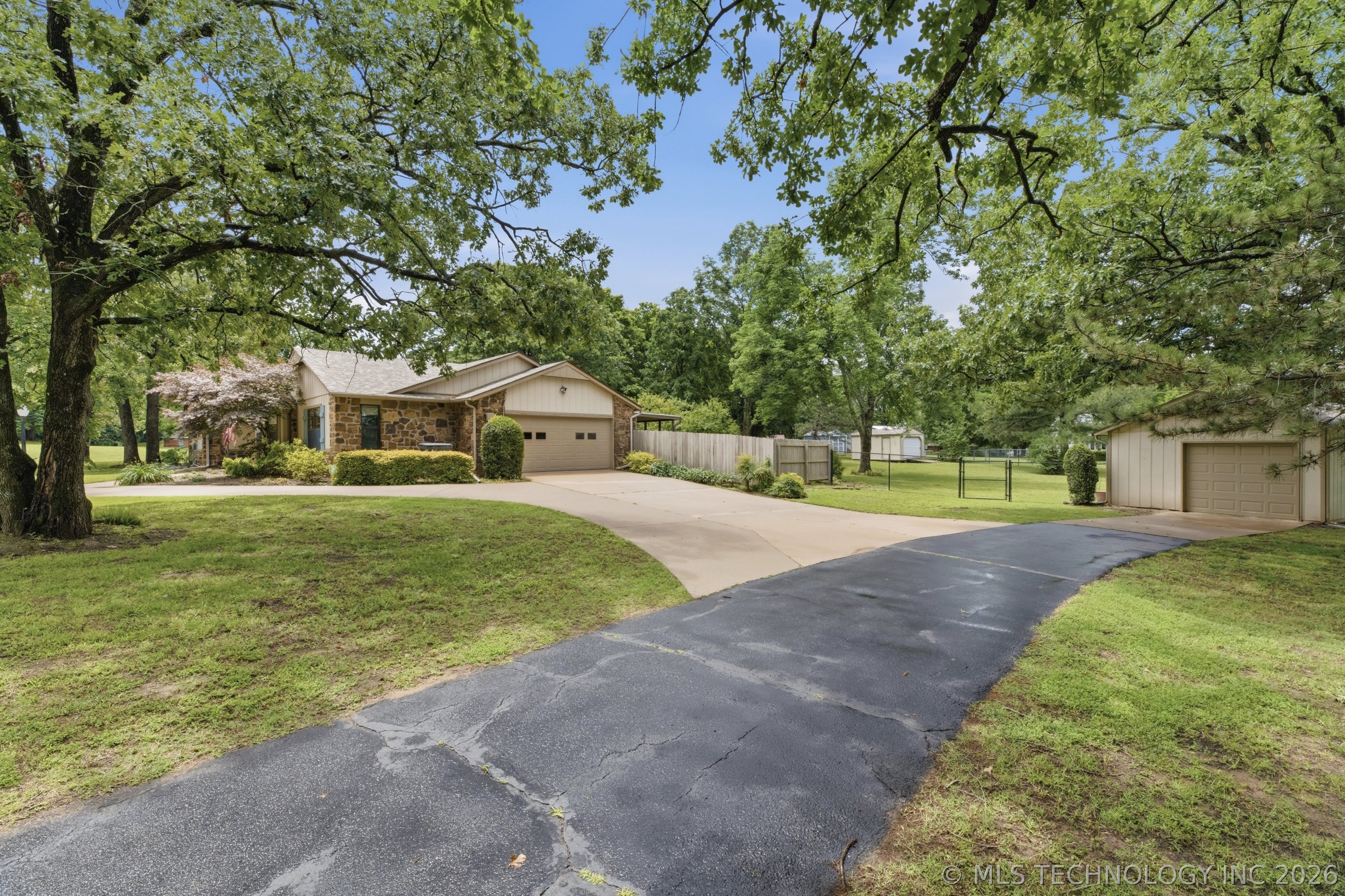 700 Hickory Hill Road Sapulpa OK 74066