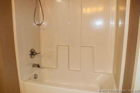 3634 E 143rd Place S Bixby OK 74008