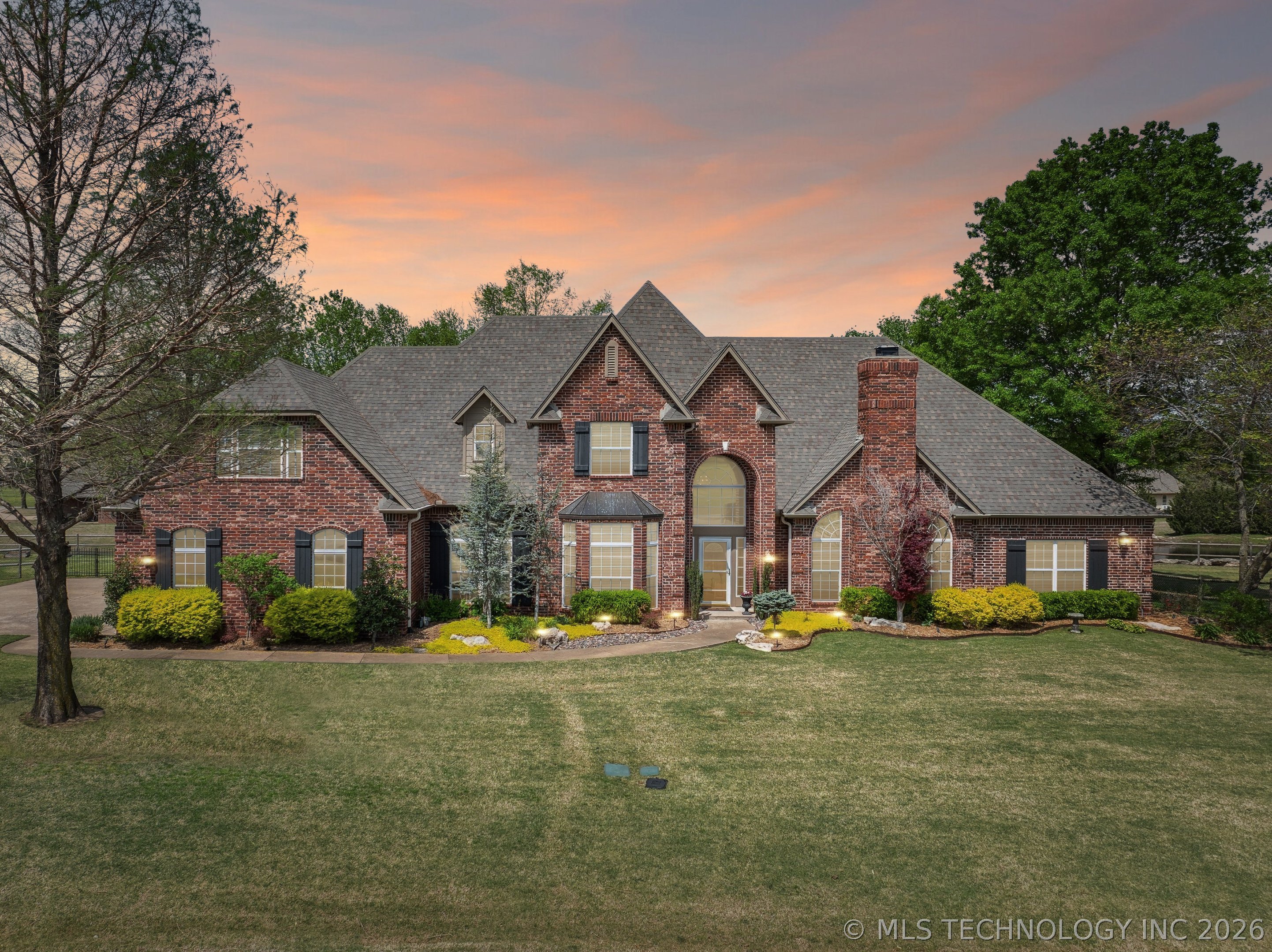 24120 S Meadowview Court Claremore OK 74019