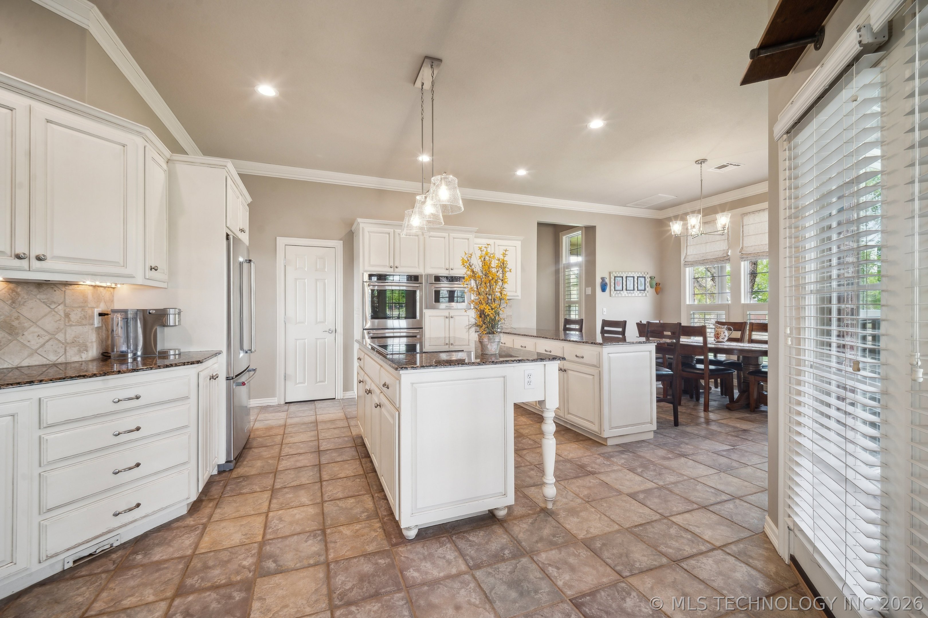 24120 S Meadowview Court Claremore OK 74019