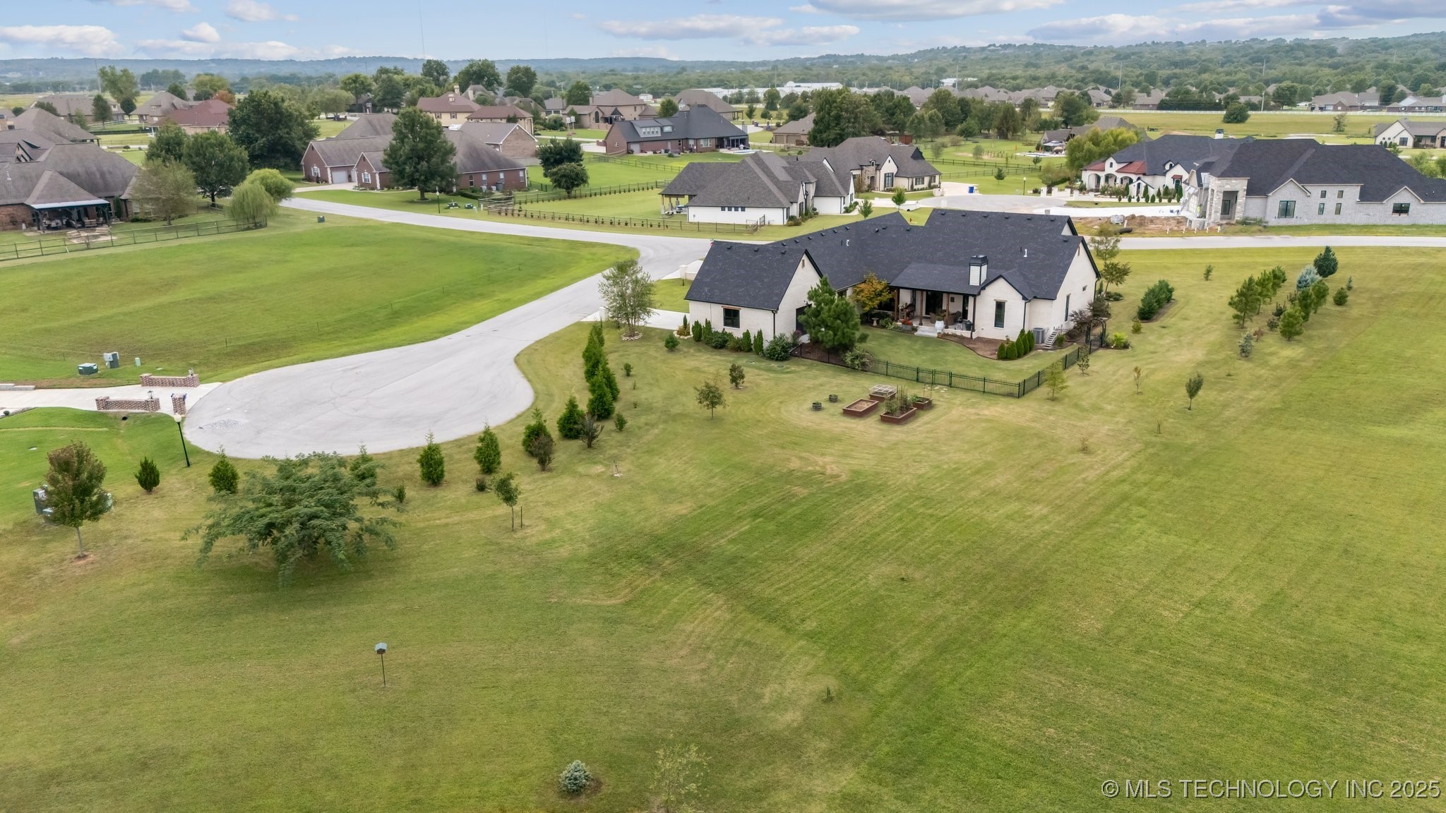 31001 E 68th Street Broken Arrow OK 74014