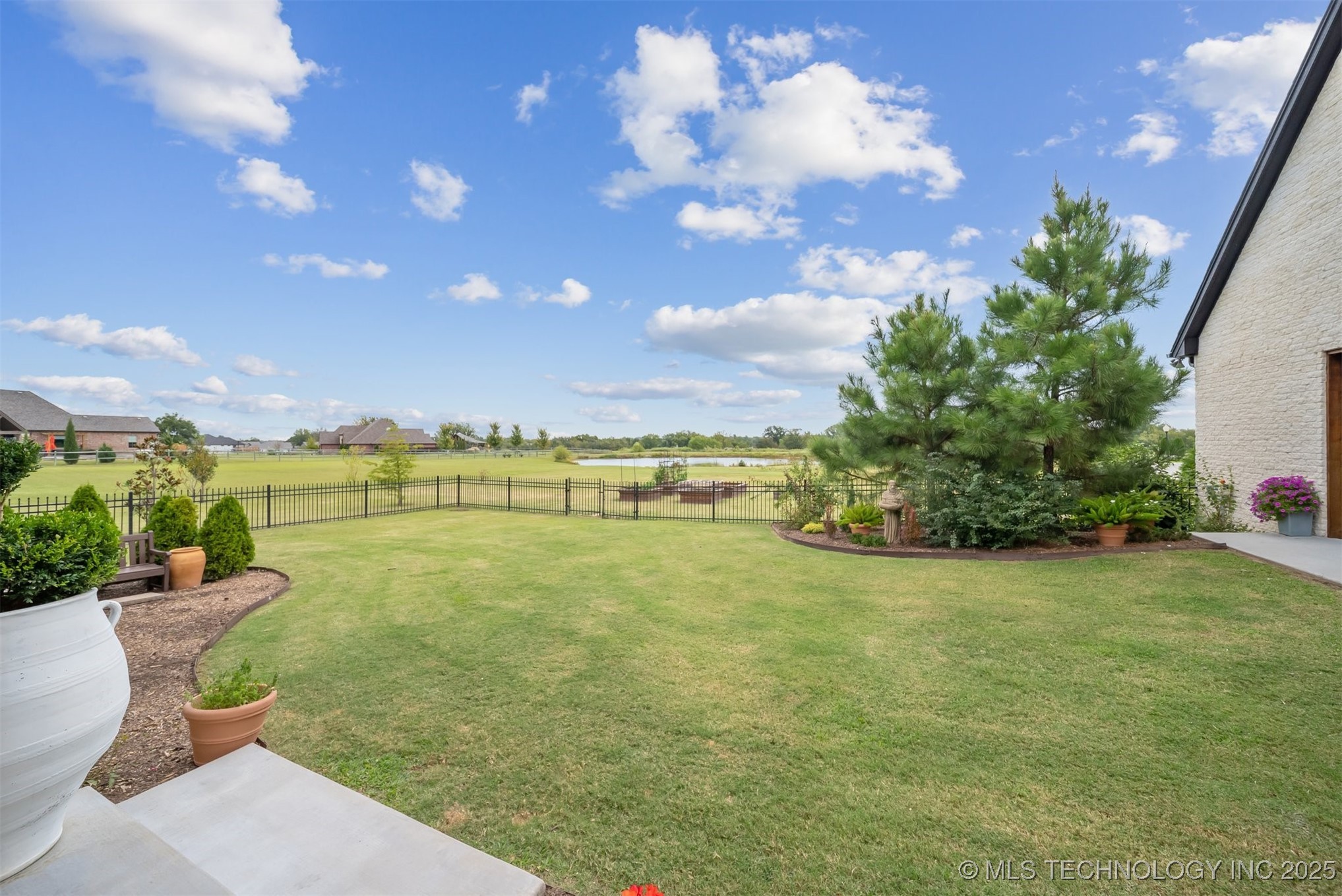 31001 E 68th Street Broken Arrow OK 74014