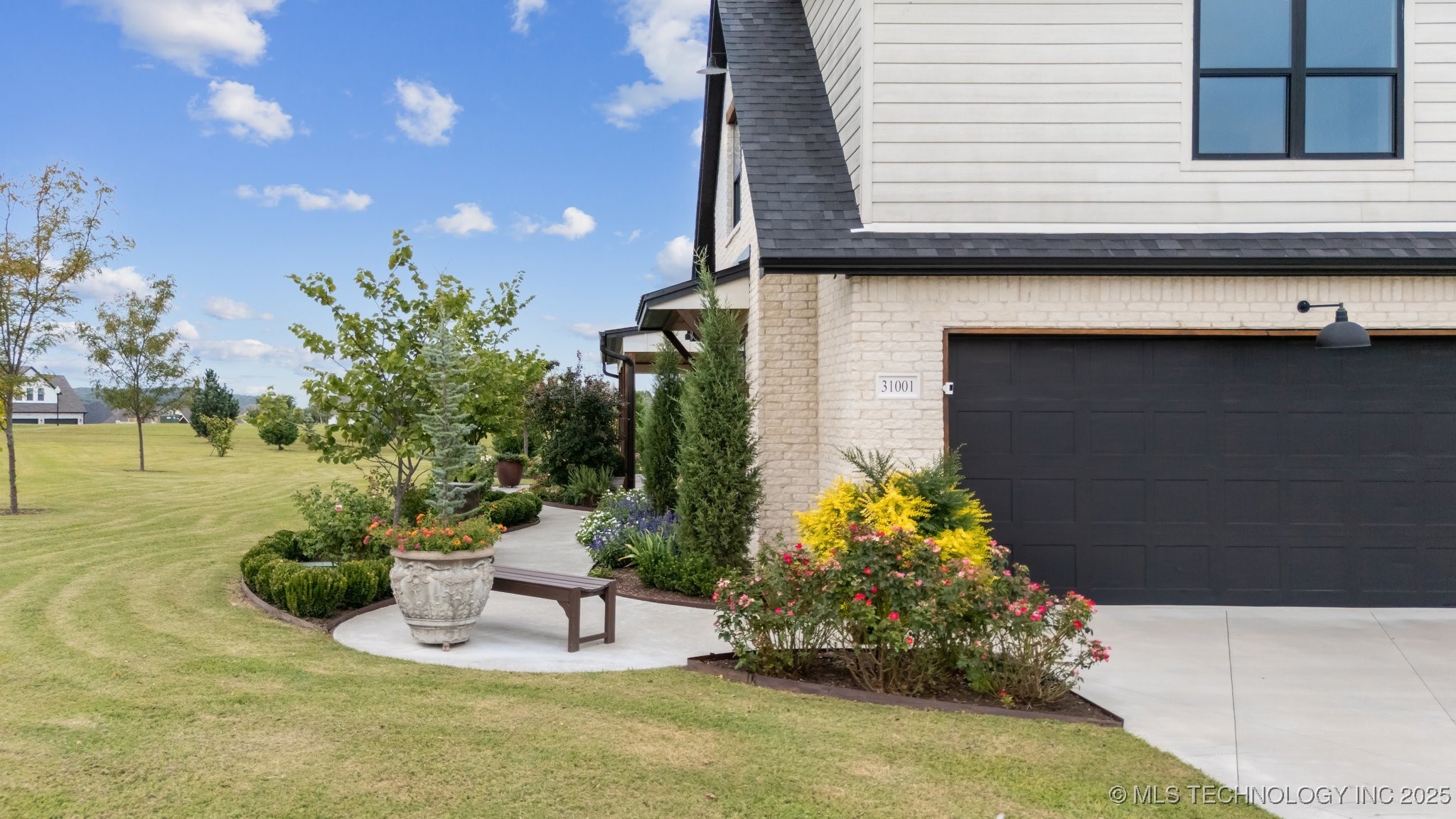 31001 E 68th Street Broken Arrow OK 74014