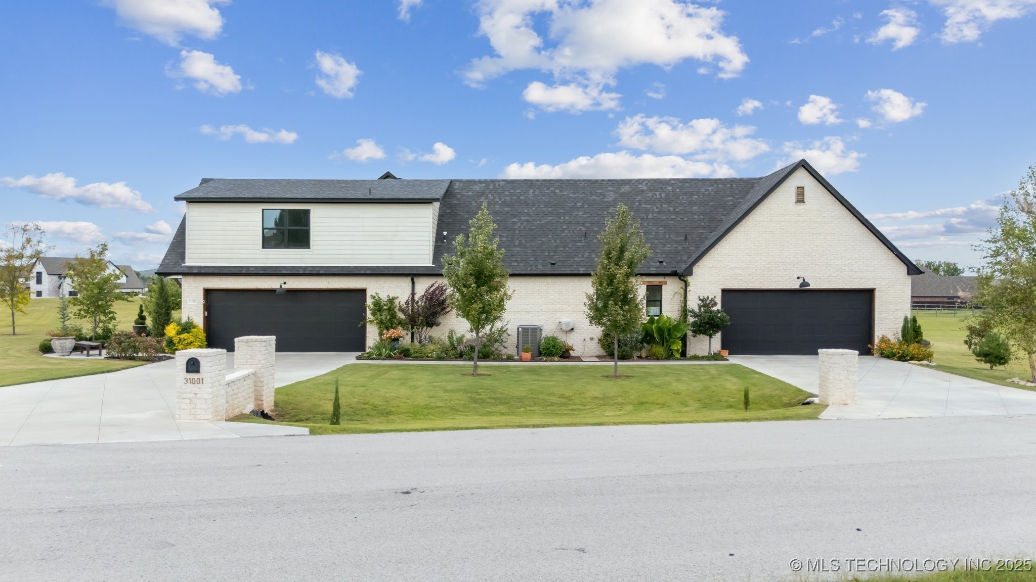 31001 E 68th Street Broken Arrow OK 74014