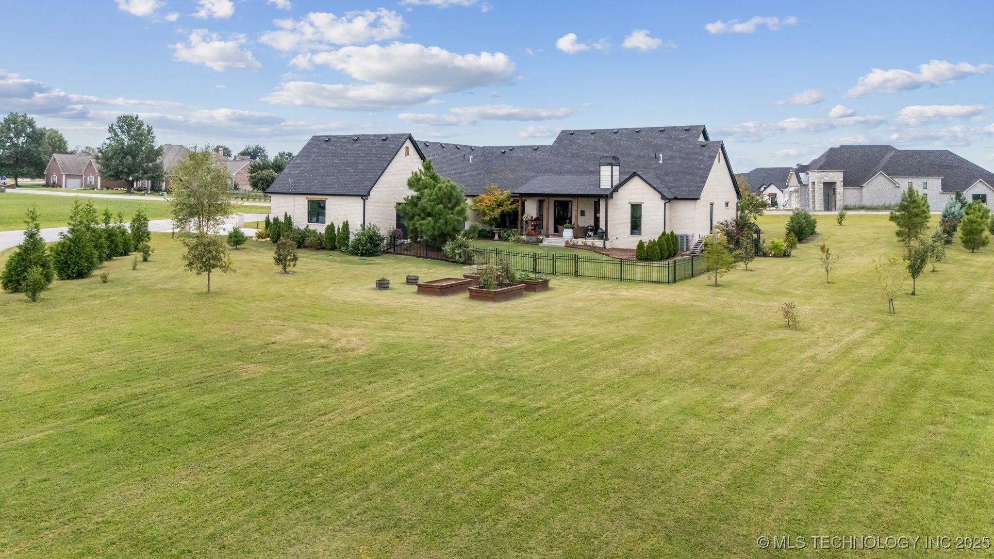 31001 E 68th Street Broken Arrow OK 74014