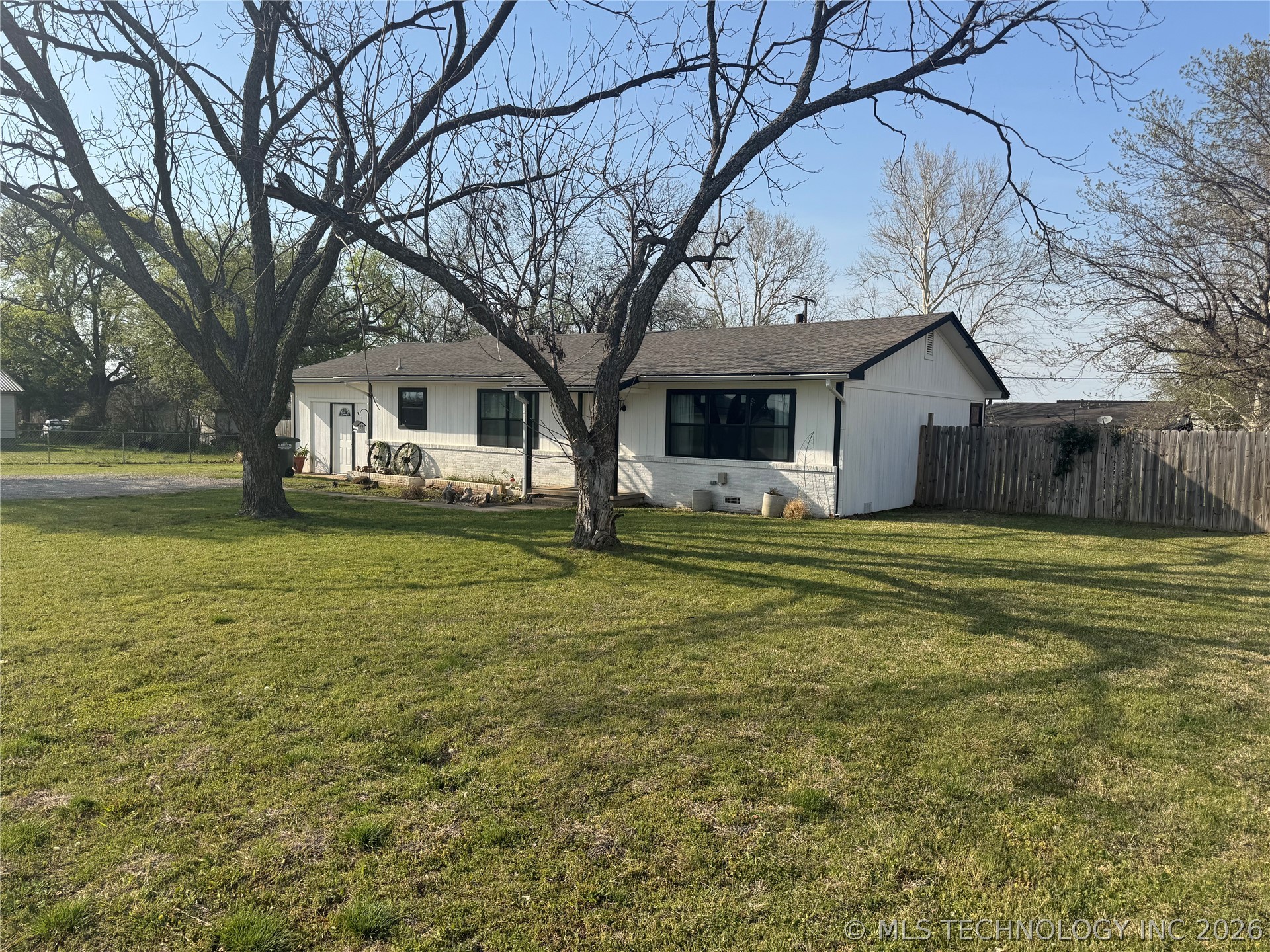 608 Mayall Marietta OK 73448