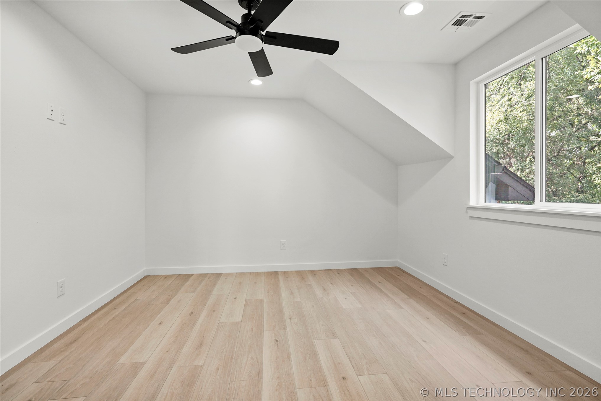 7927 E 26th Place Tulsa OK 74129