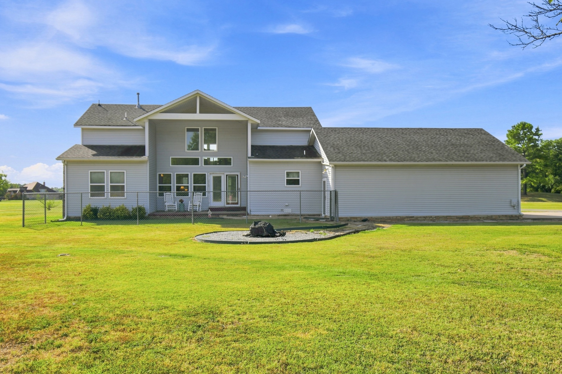 5665 Lakeview Drive Mounds OK 74047