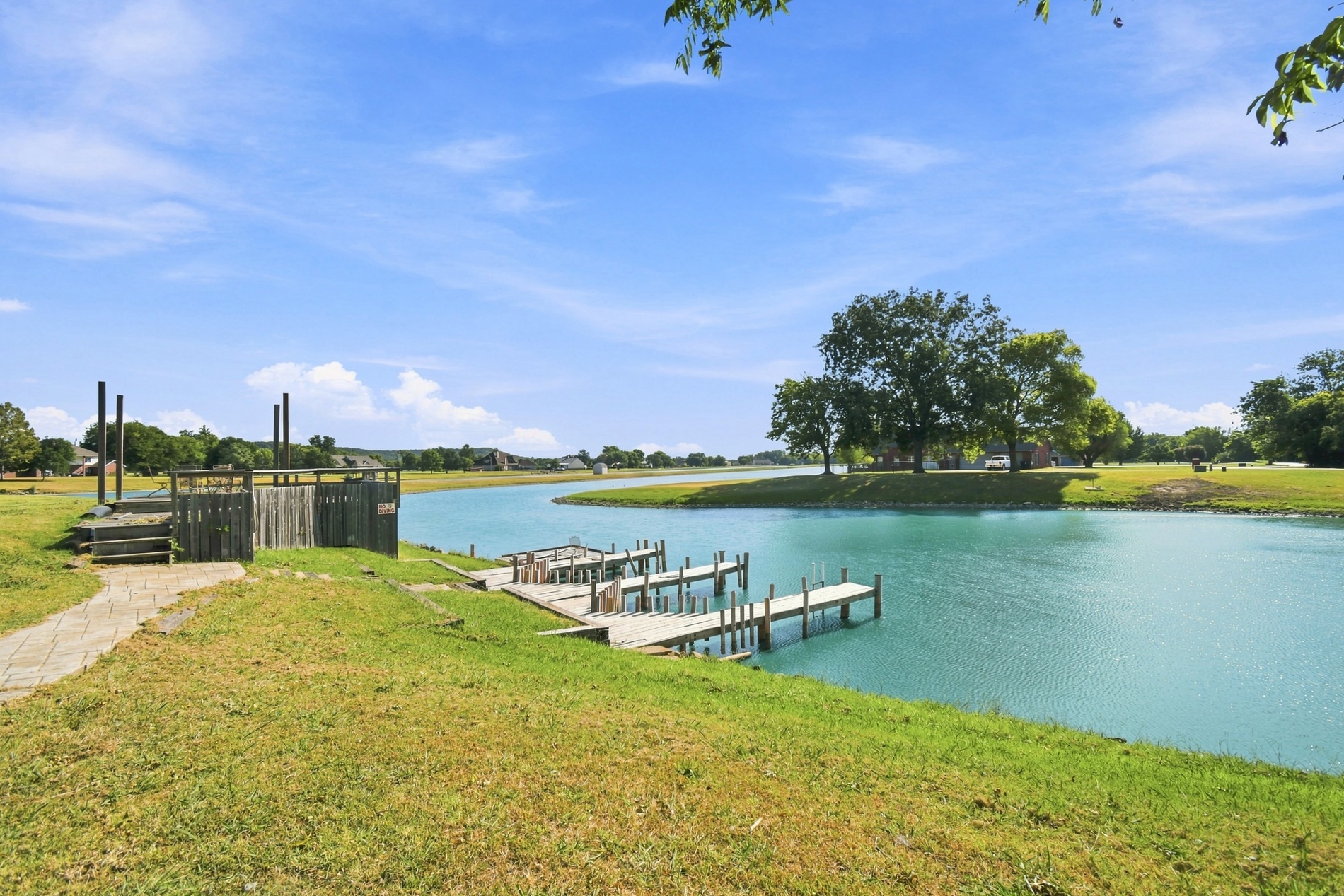 5665 Lakeview Drive Mounds OK 74047