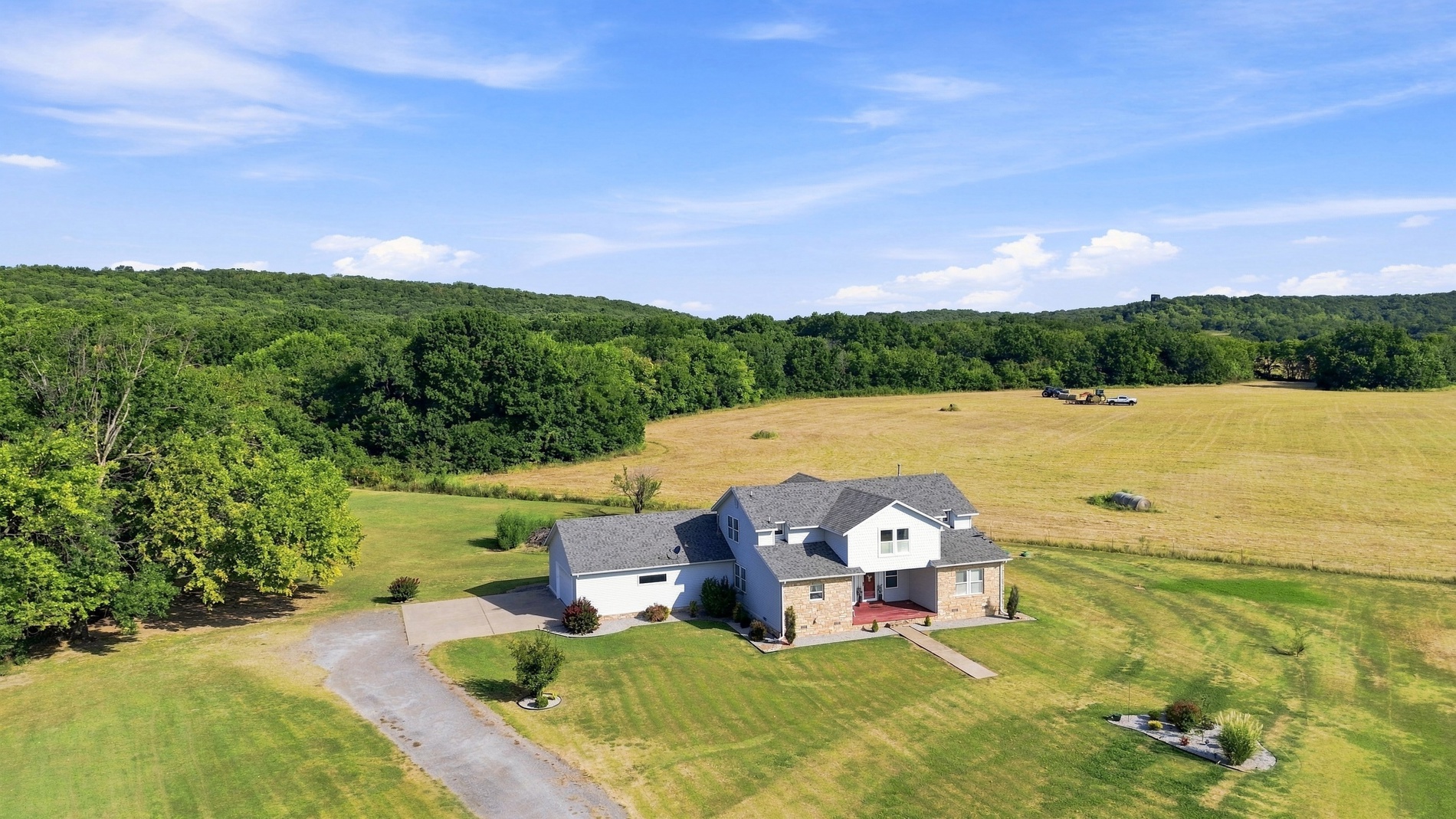 5665 Lakeview Drive Mounds OK 74047