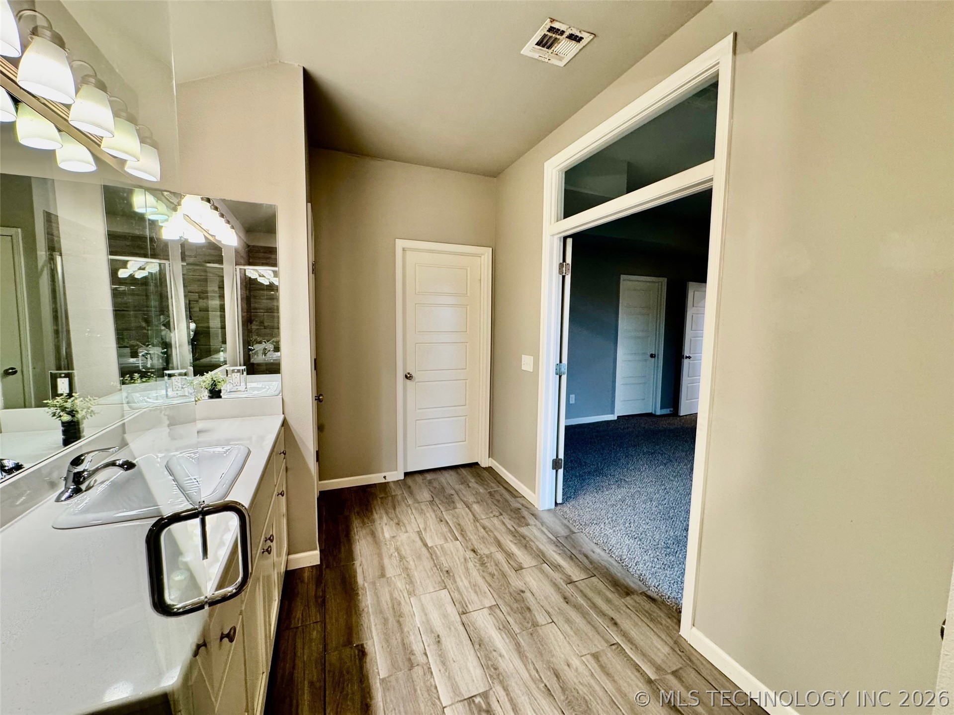 3642 E Cherryhill Court N Broken Arrow OK 74014