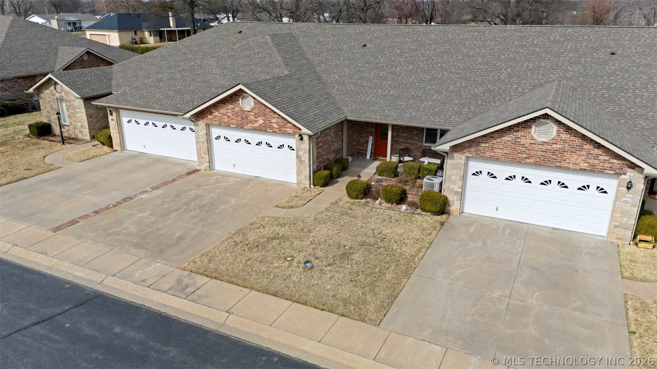 607 St Andrews Circle Grove OK 74344