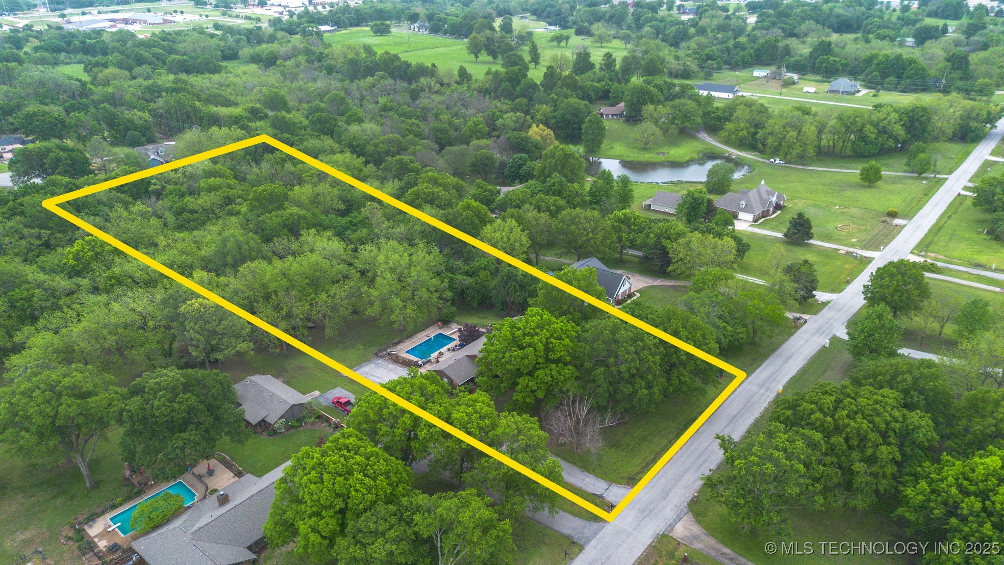 1908 College Park Road Claremore OK 74017