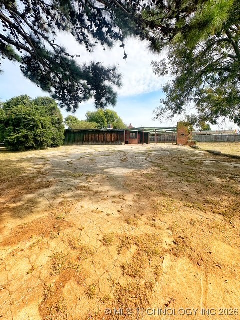1116 N Gulf Holdenville OK 74848