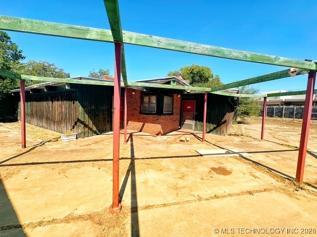 1116 N Gulf Holdenville OK 74848