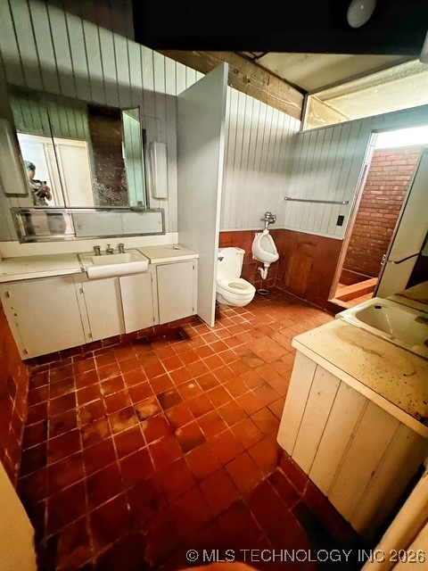1116 N Gulf Holdenville OK 74848