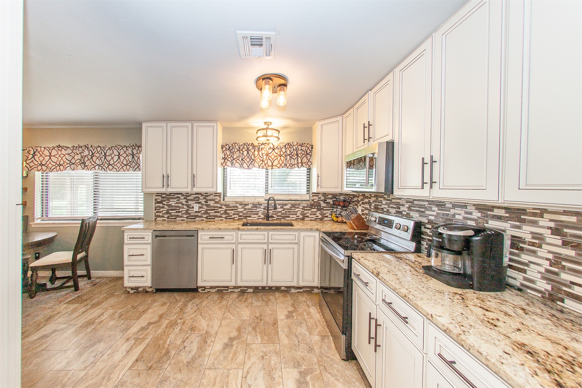 2984 W 65th Street Tulsa OK 74132
