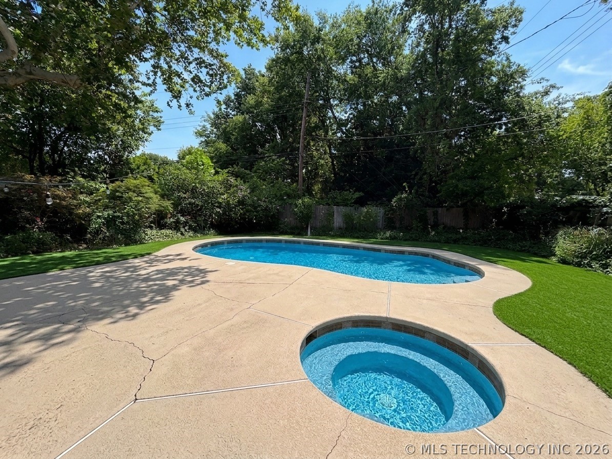 824 Virginia Lane Ardmore OK 73401