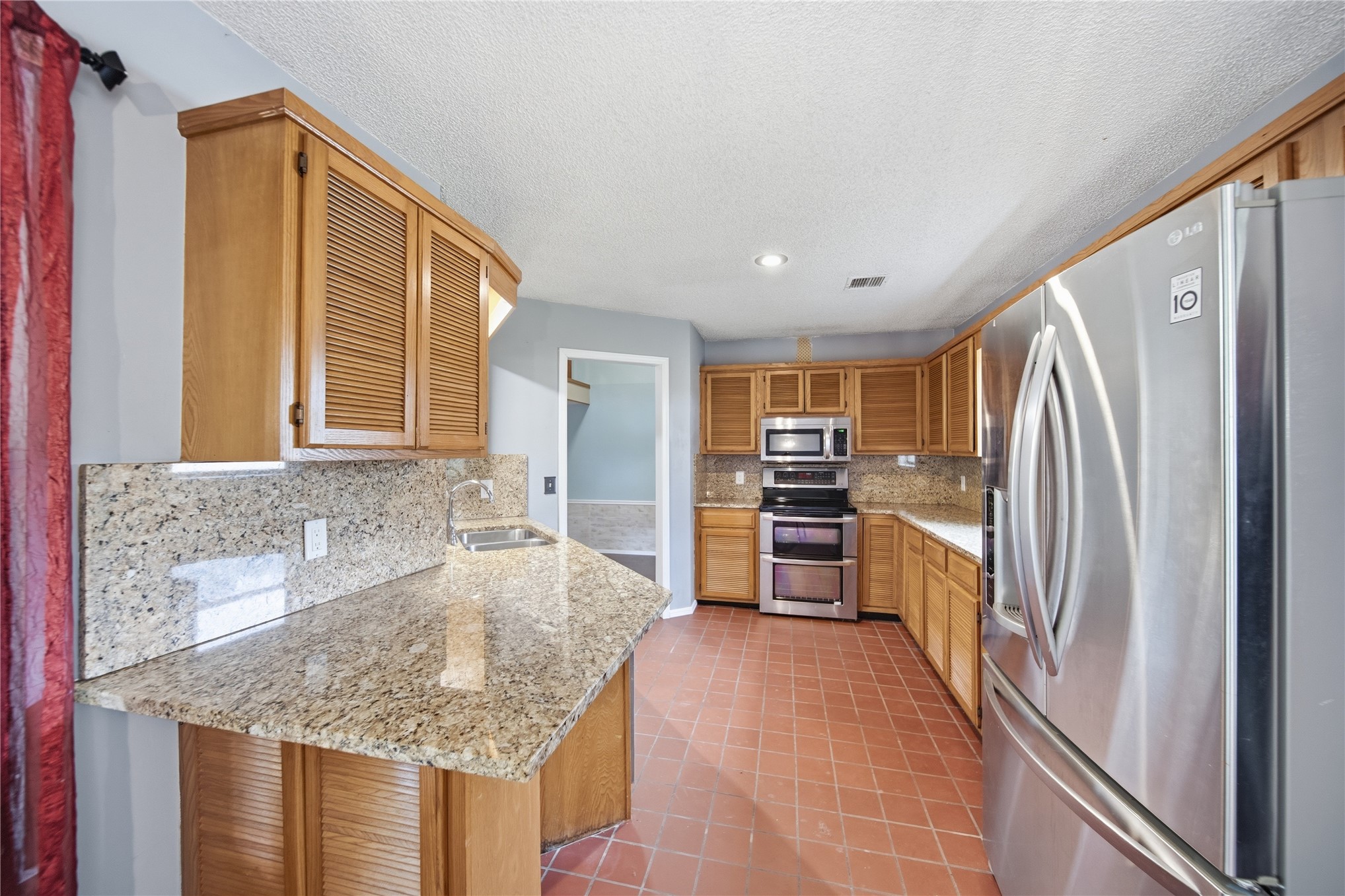 1300 Oak Road Catoosa OK 74015
