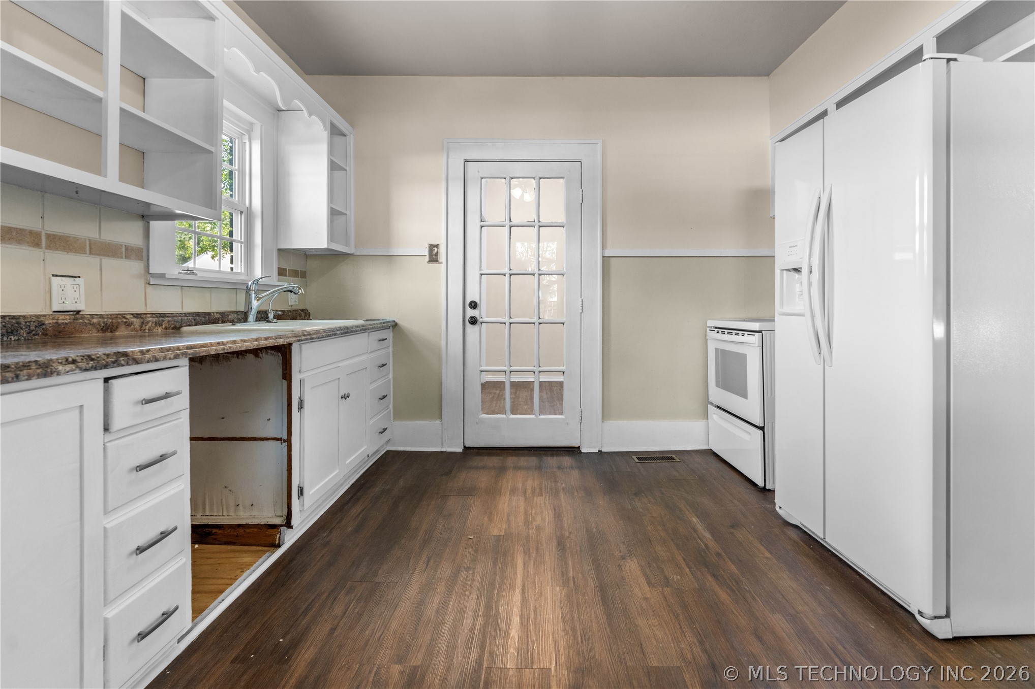 401 S 2nd Avenue Madill OK 73446