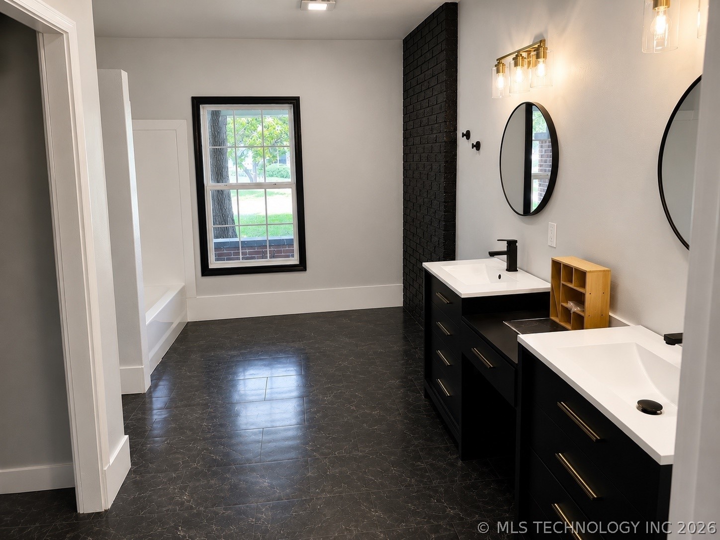 401 S 2nd Avenue Madill OK 73446
