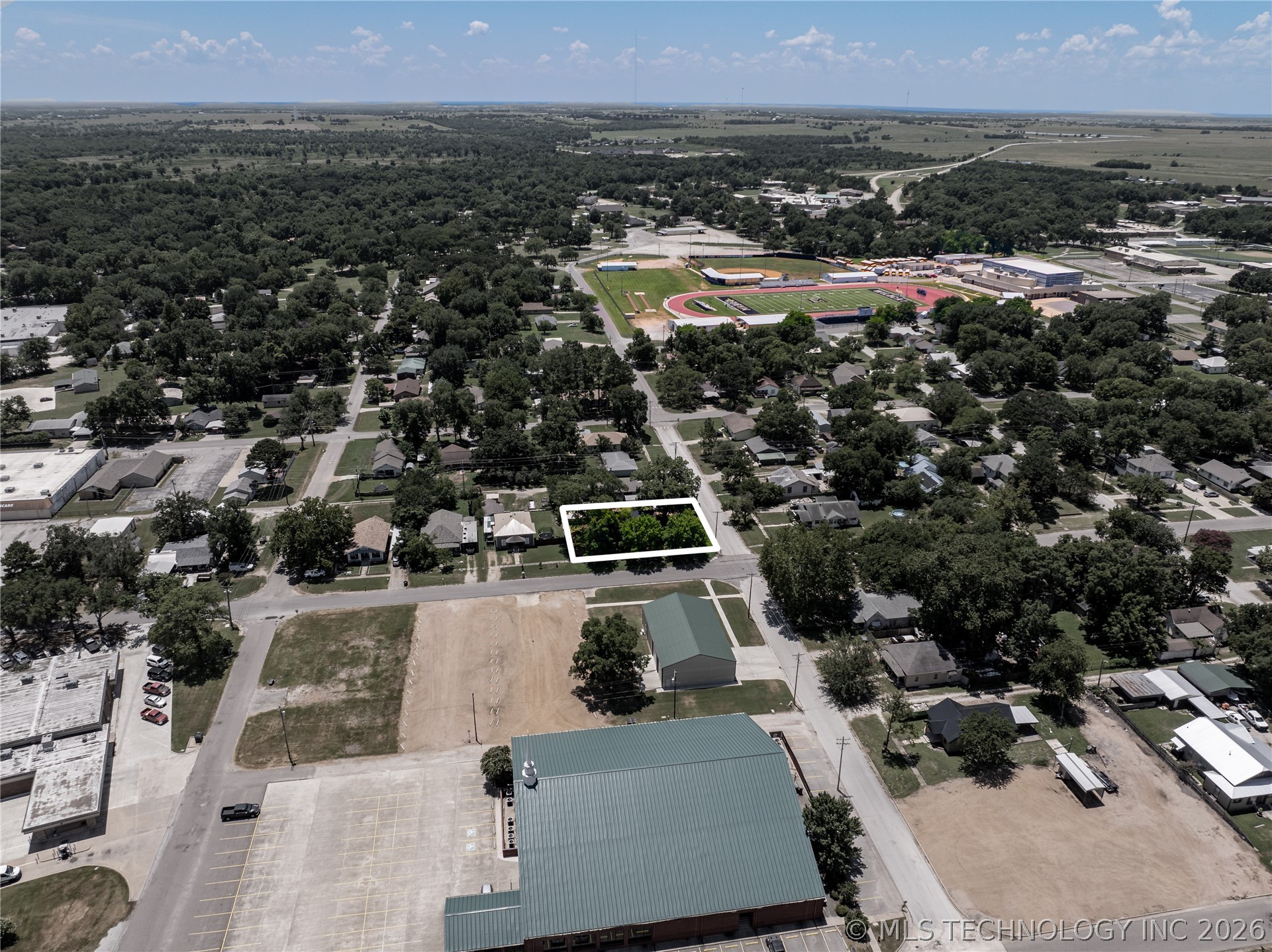 401 S 2nd Avenue Madill OK 73446