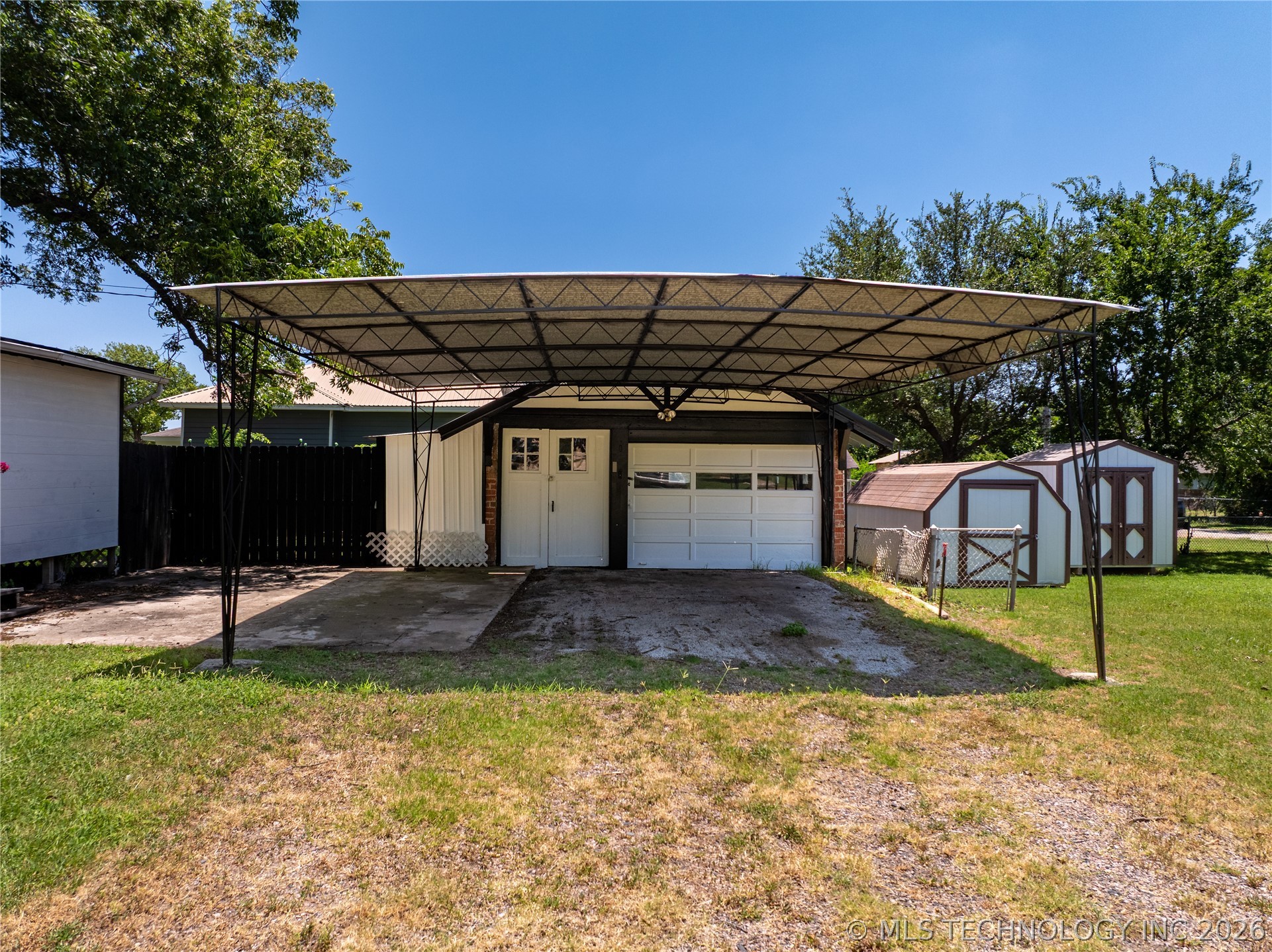 401 S 2nd Avenue Madill OK 73446