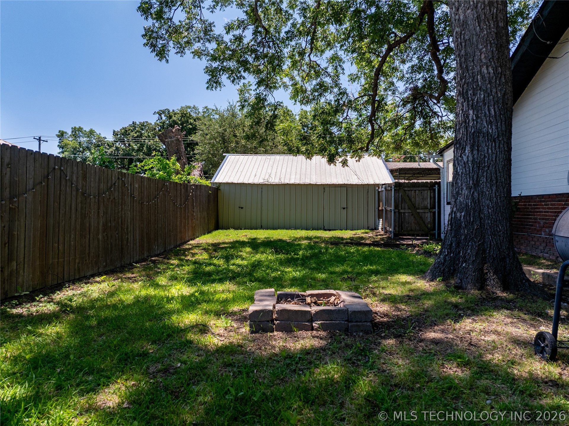 401 S 2nd Avenue Madill OK 73446