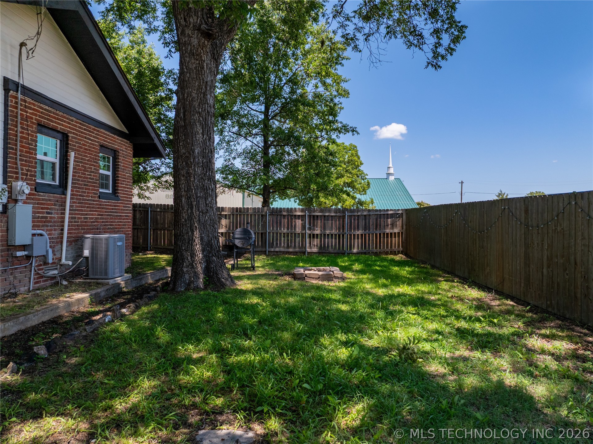 401 S 2nd Avenue Madill OK 73446