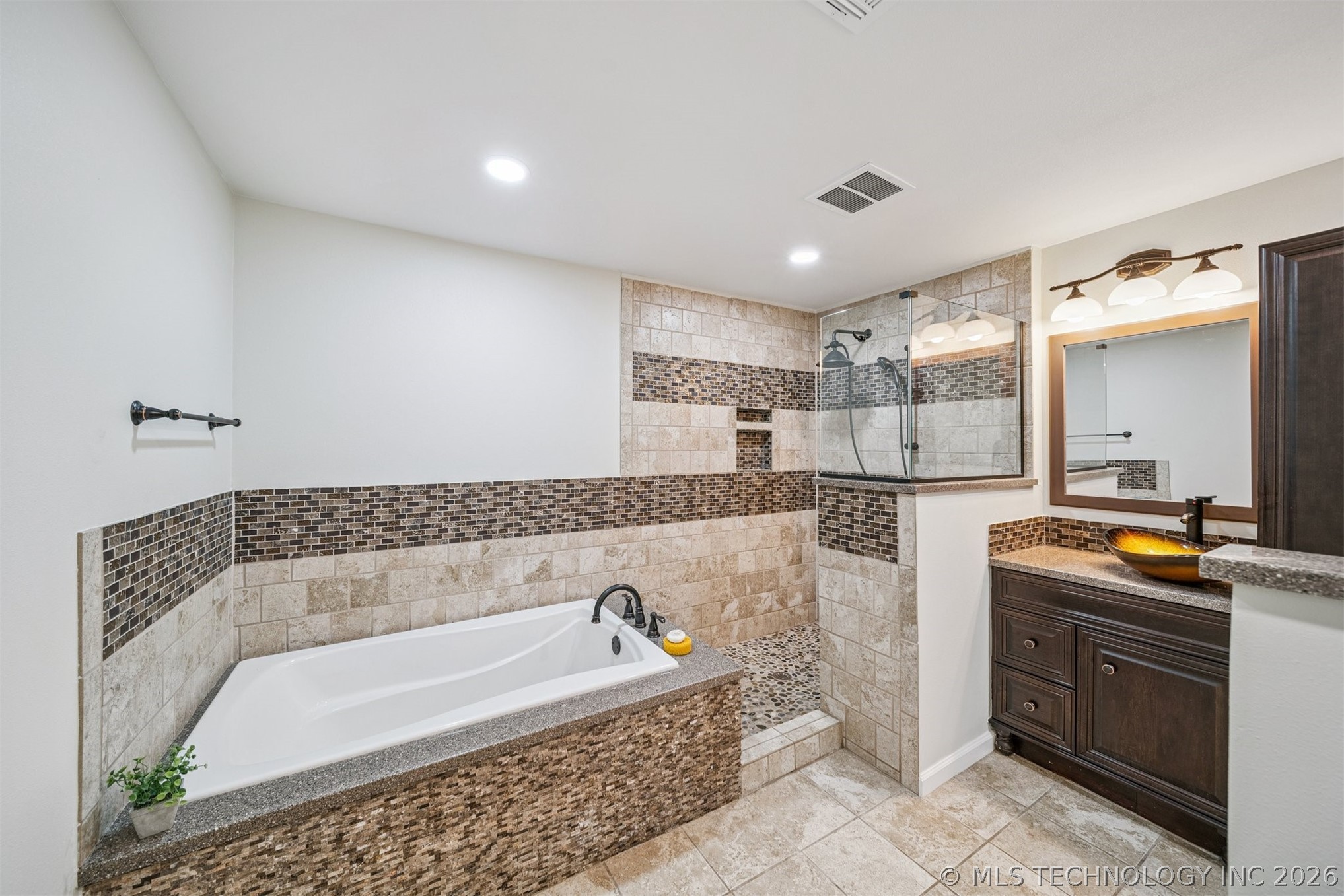 17065 Honeysuckle Lane Claremore OK 74019
