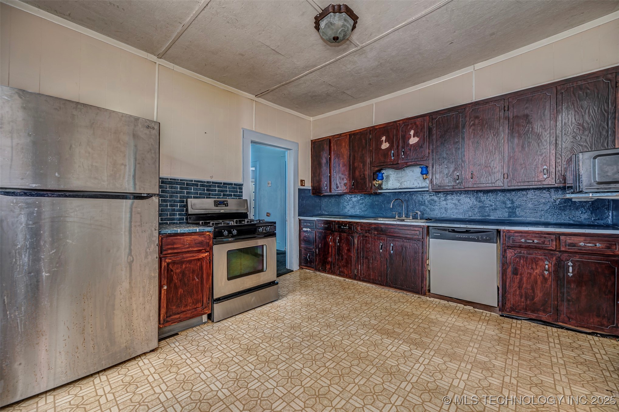 311 F Street NE Ardmore OK 73401