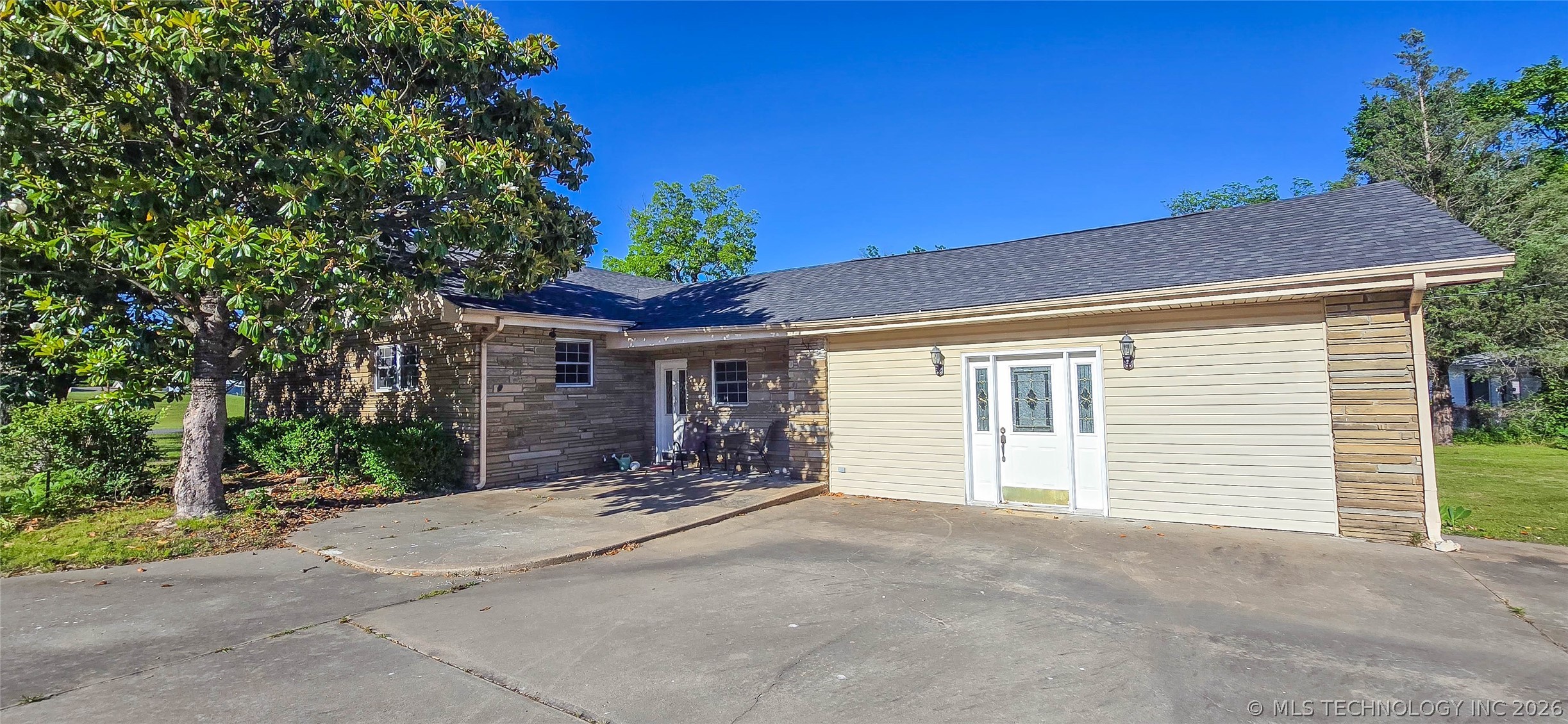 509 Sunset Strip Eufaula OK 74432