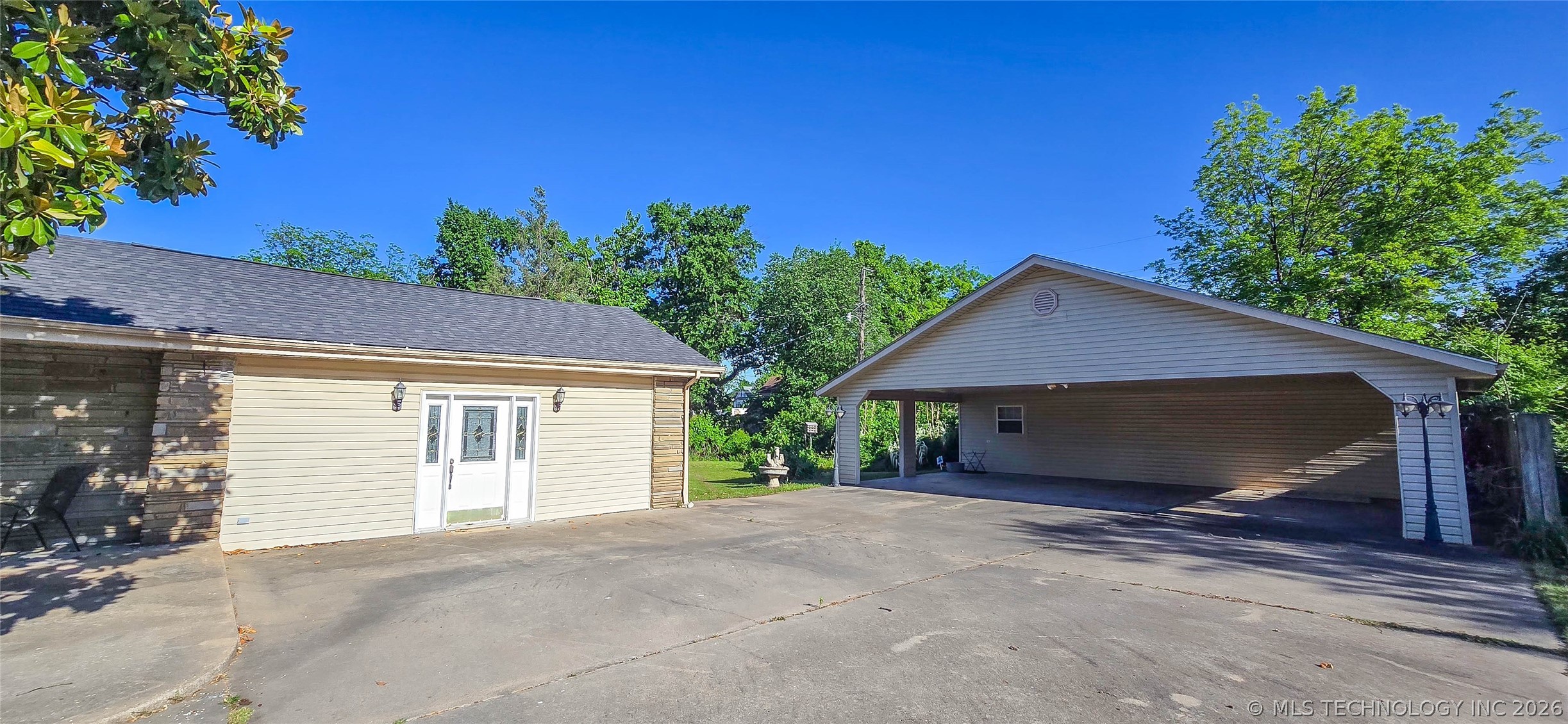 509 Sunset Strip Eufaula OK 74432