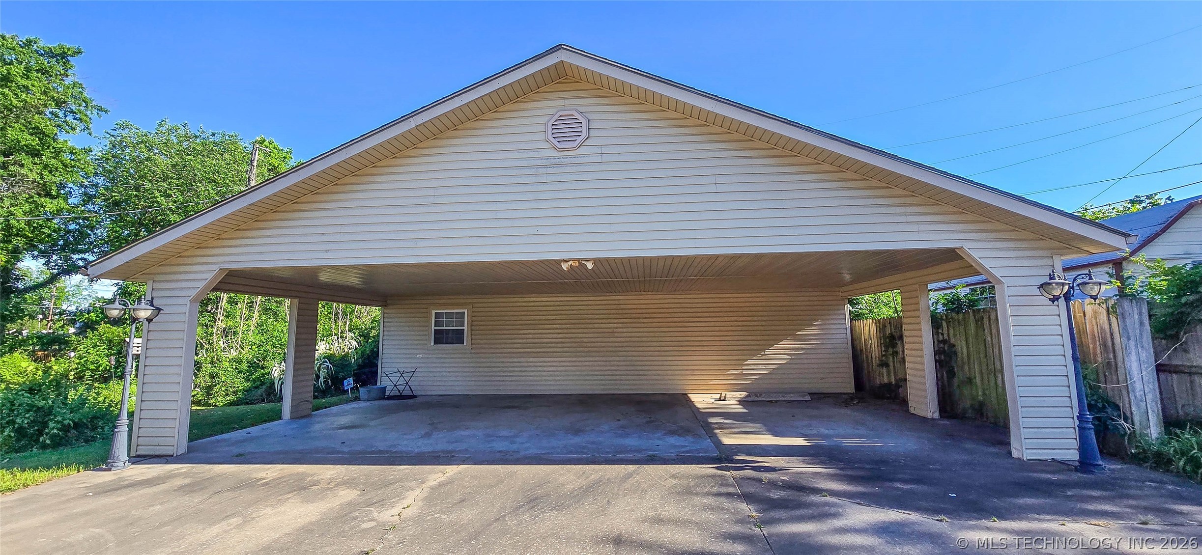 509 Sunset Strip Eufaula OK 74432