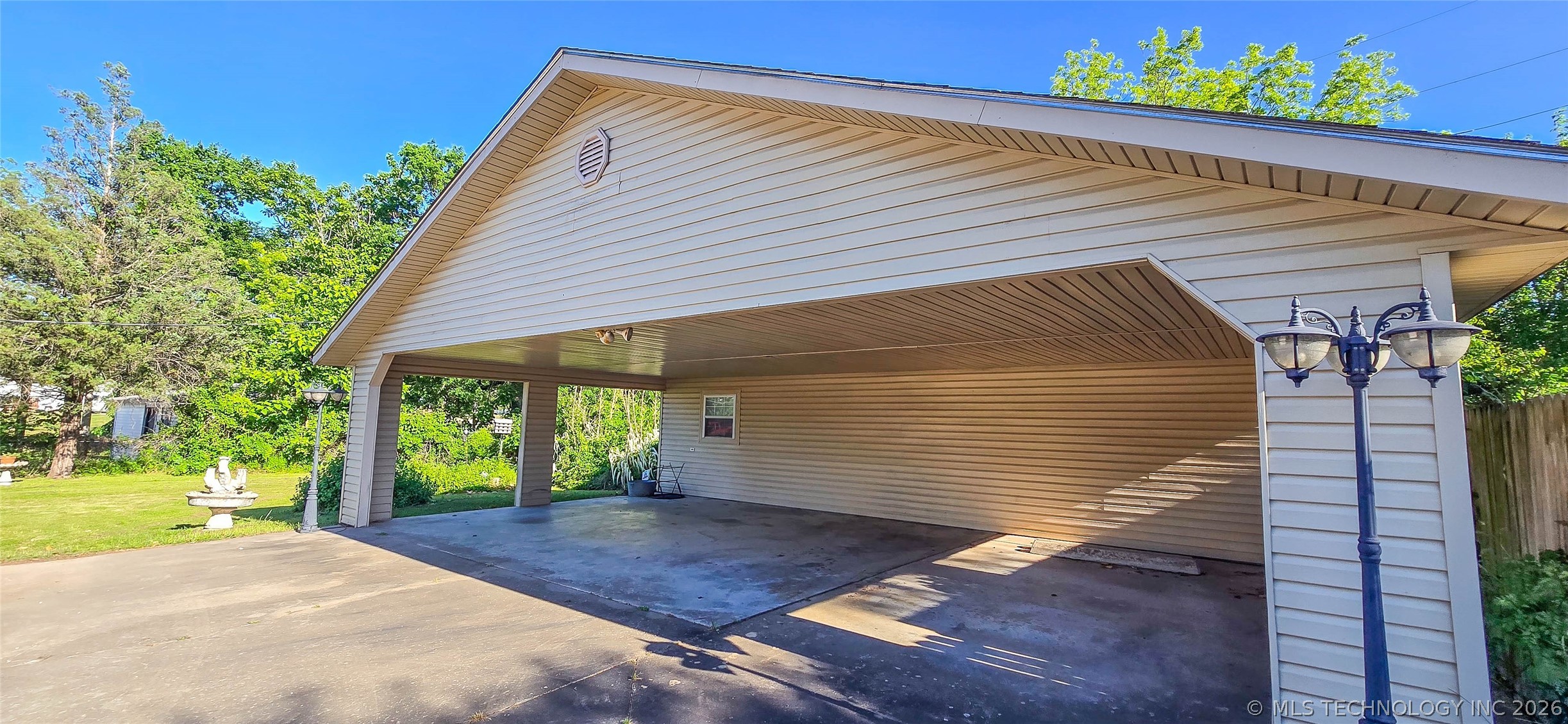 509 Sunset Strip Eufaula OK 74432