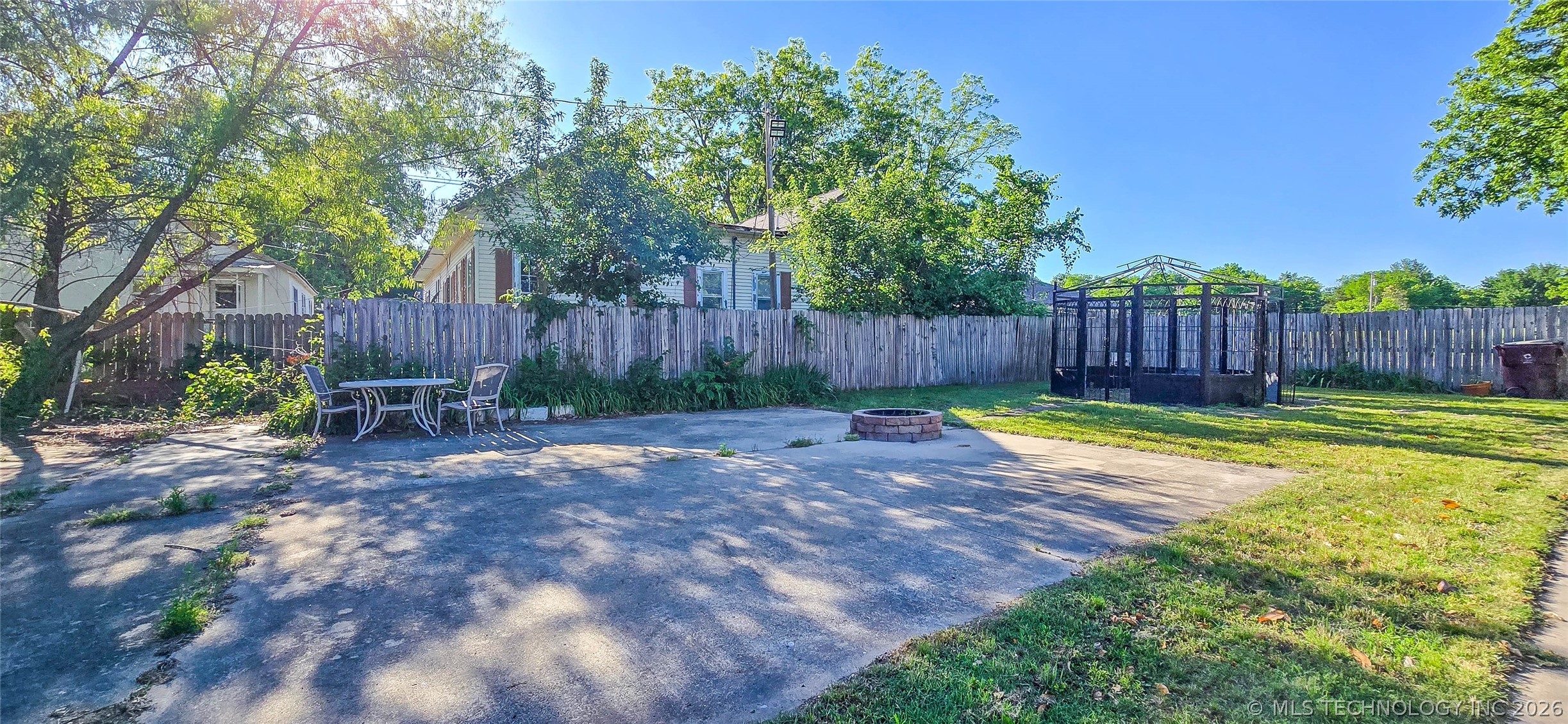 509 Sunset Strip Eufaula OK 74432