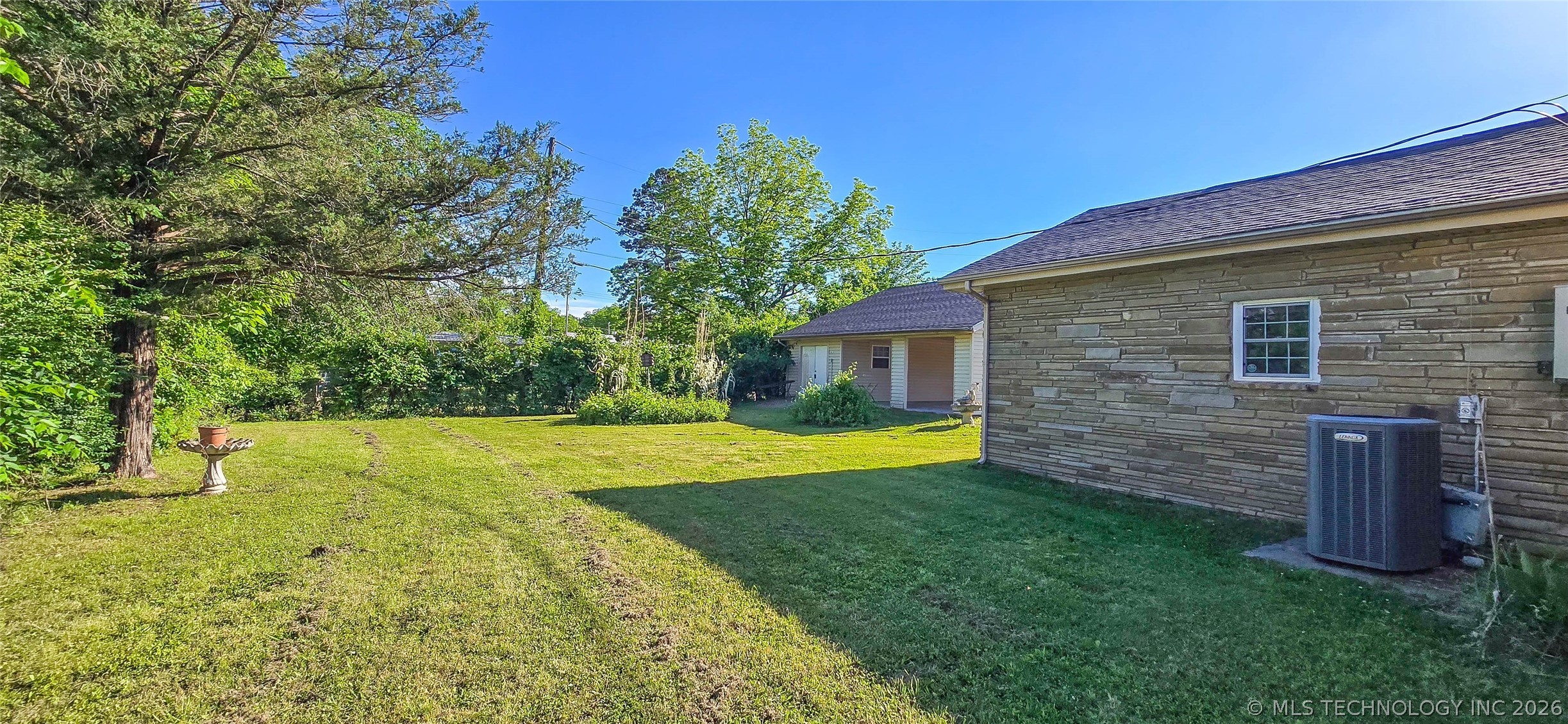 509 Sunset Strip Eufaula OK 74432