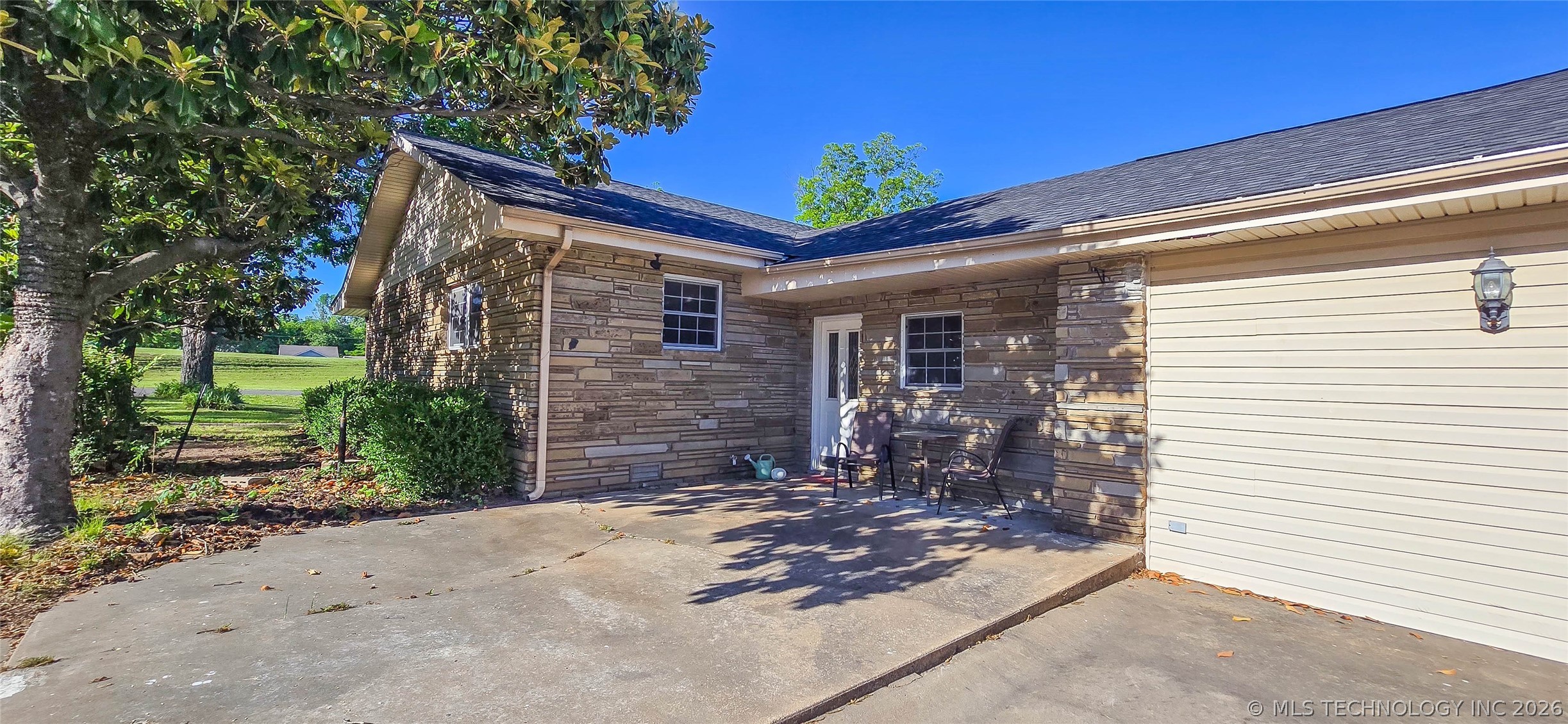 509 Sunset Strip Eufaula OK 74432